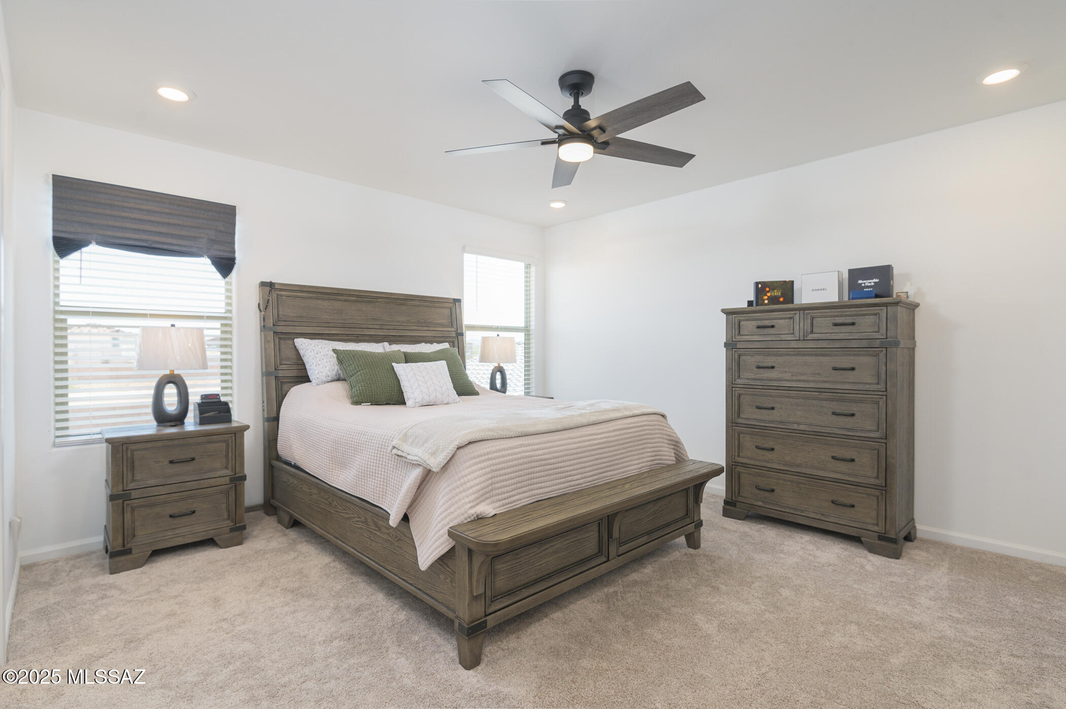 7121 W Vineridge Drive