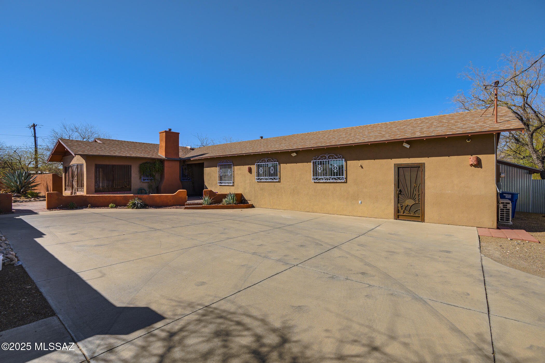 3737 E Pima Street