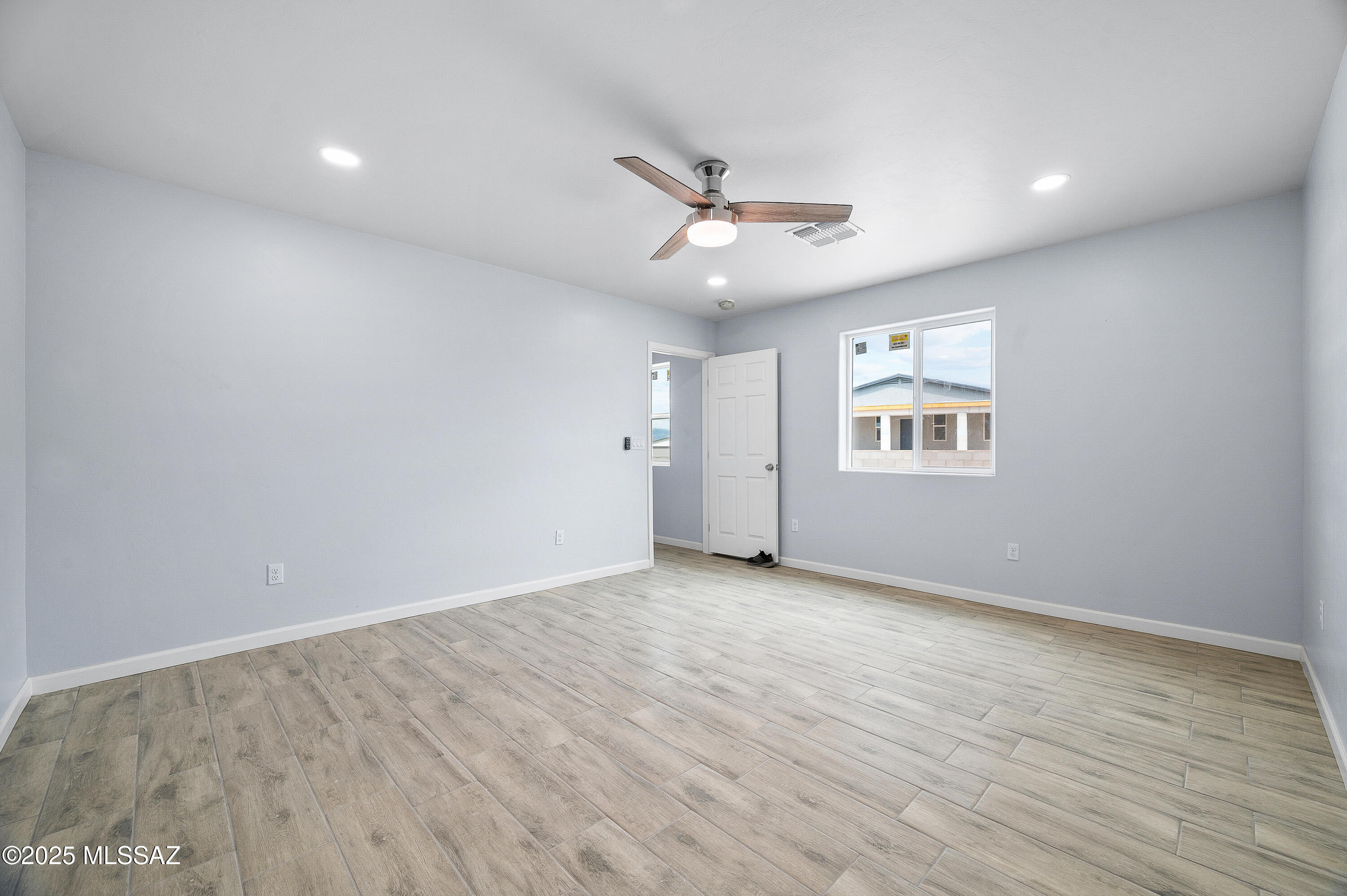 115 S Richmond Drive