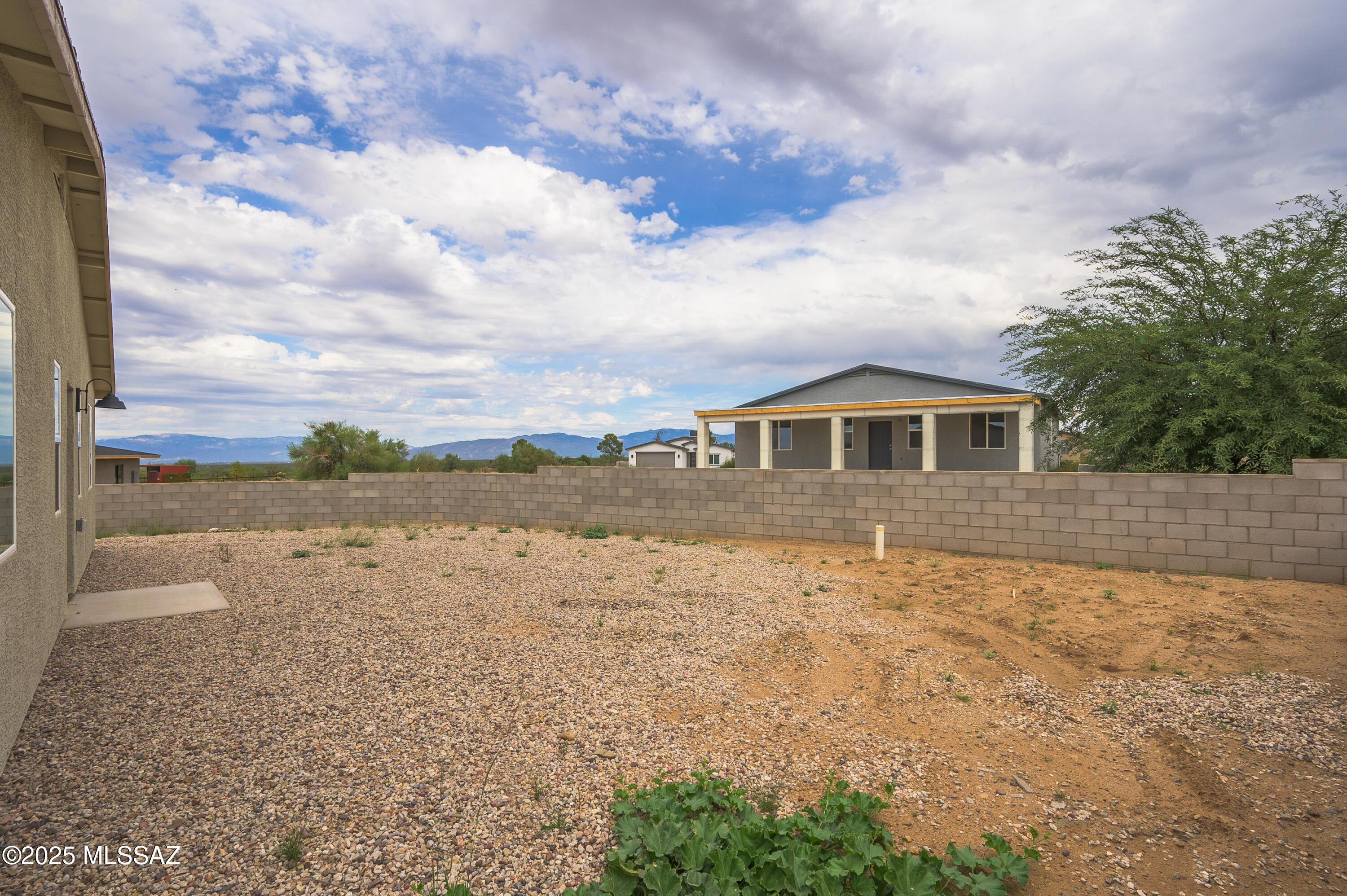 115 S Richmond Drive