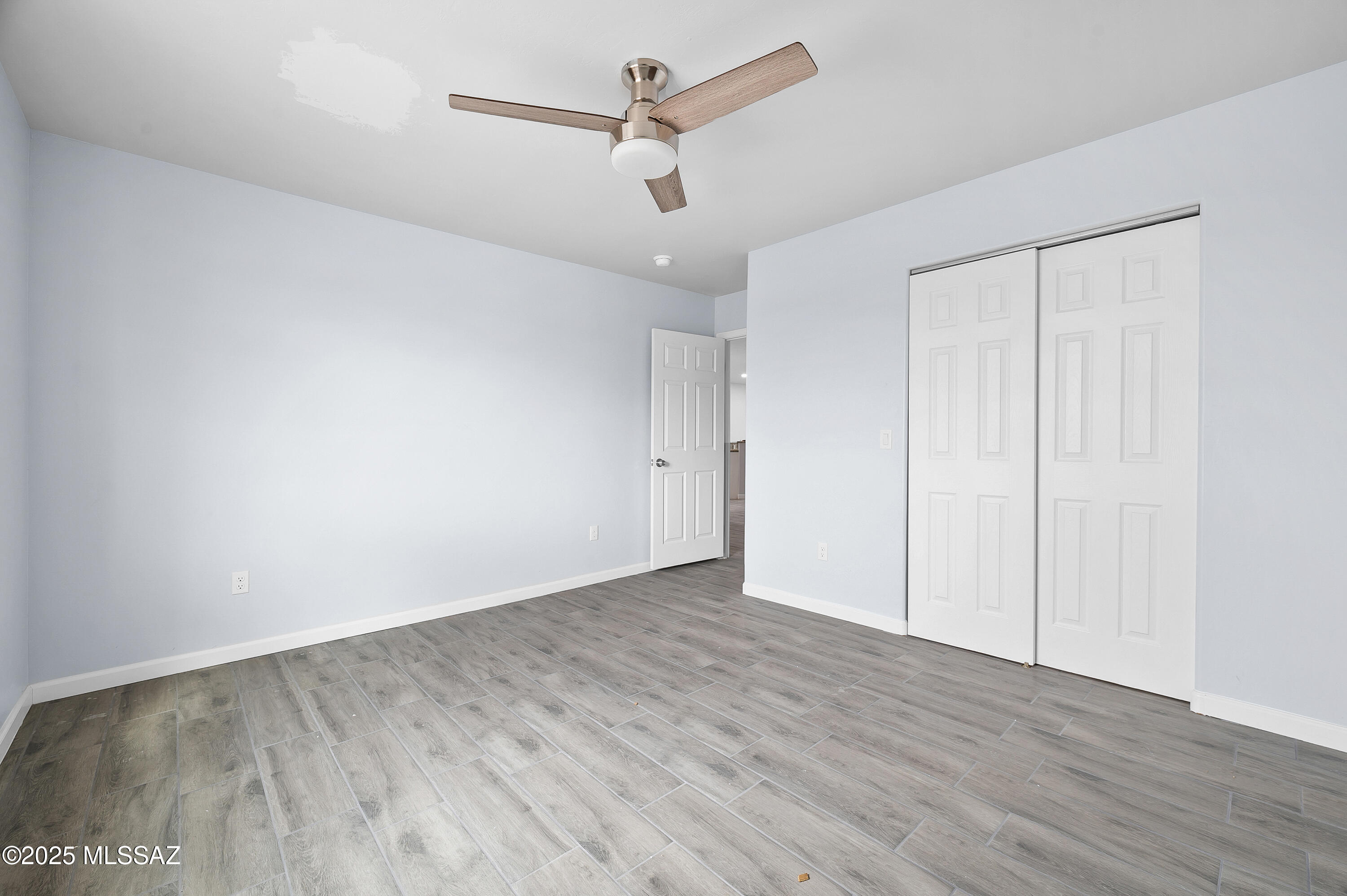 115 S Richmond Drive