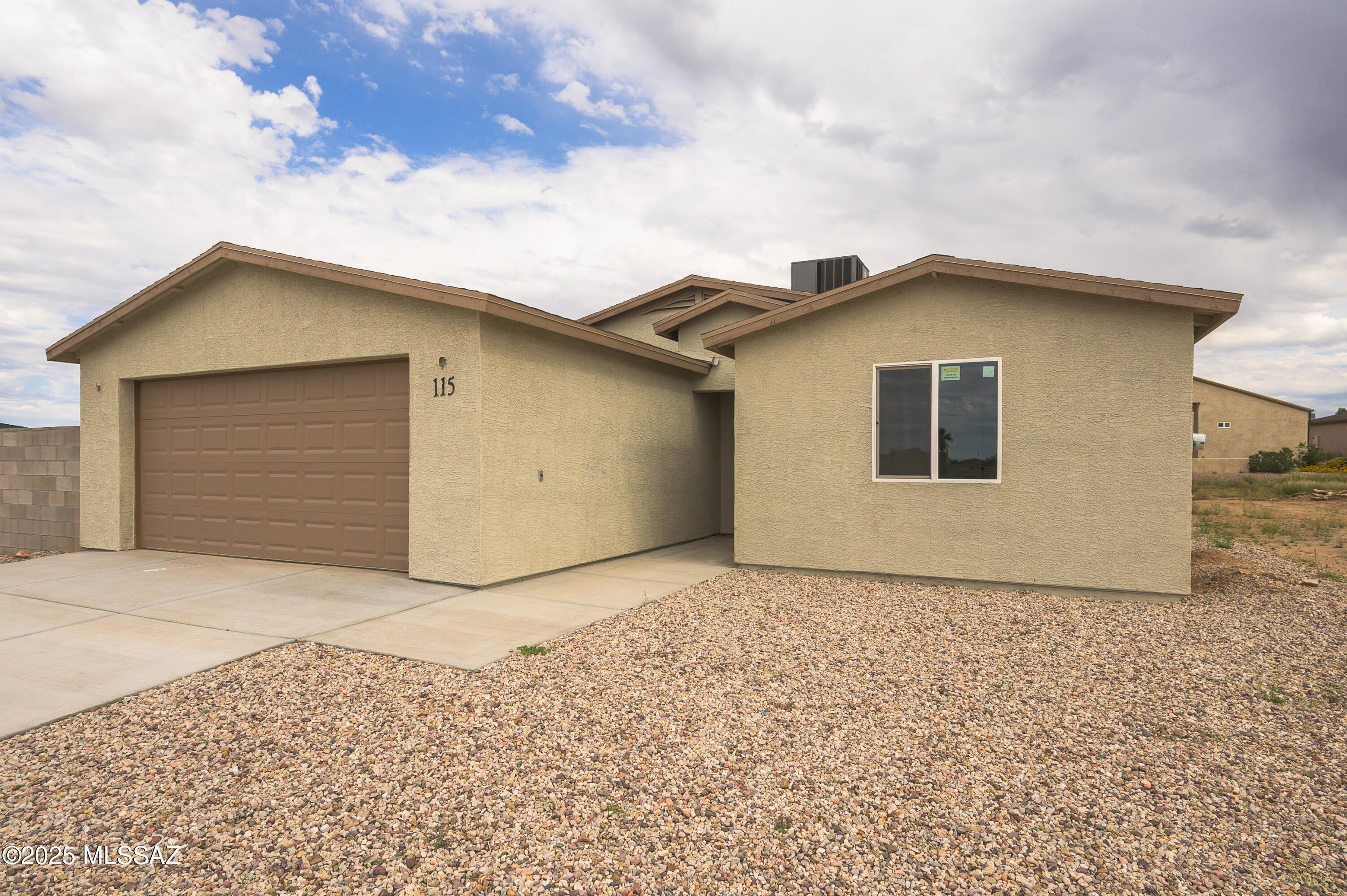 115 S Richmond Drive