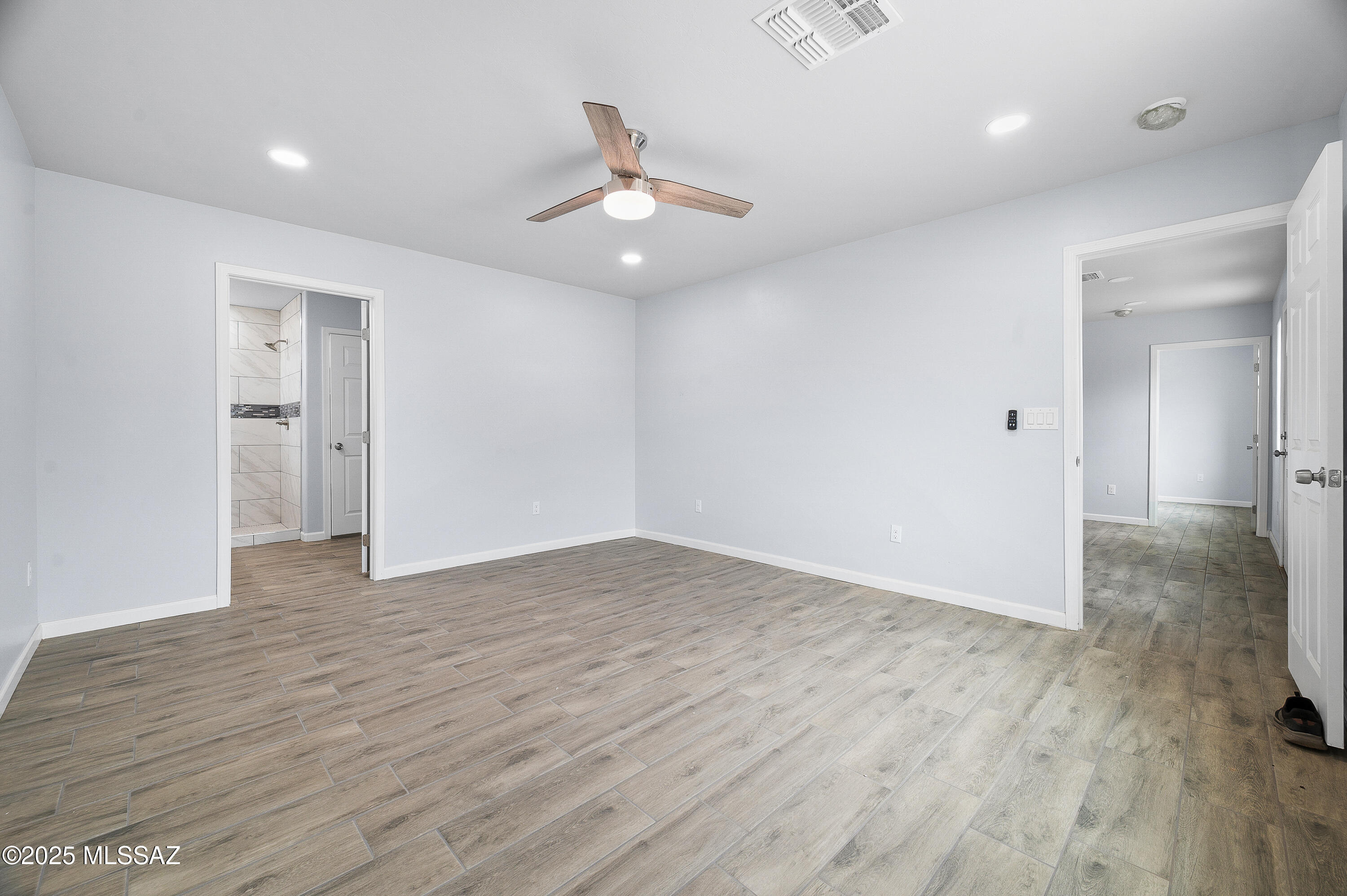 115 S Richmond Drive