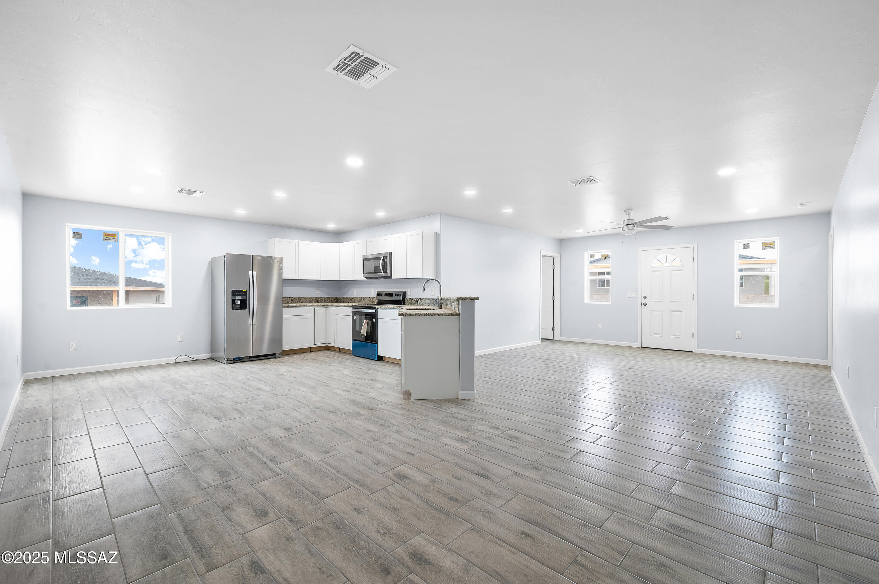 115 S Richmond Drive