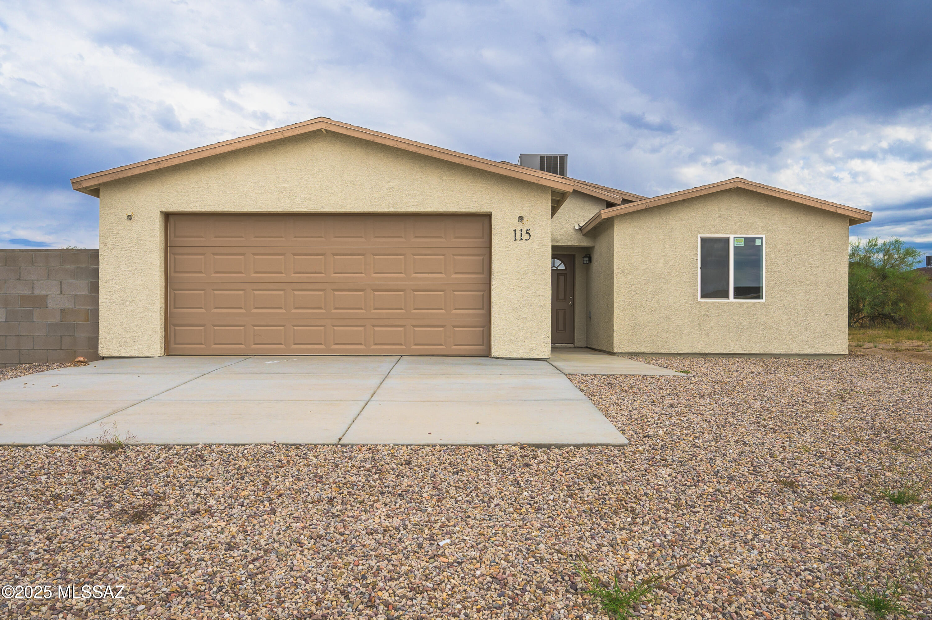 115 S Richmond Drive