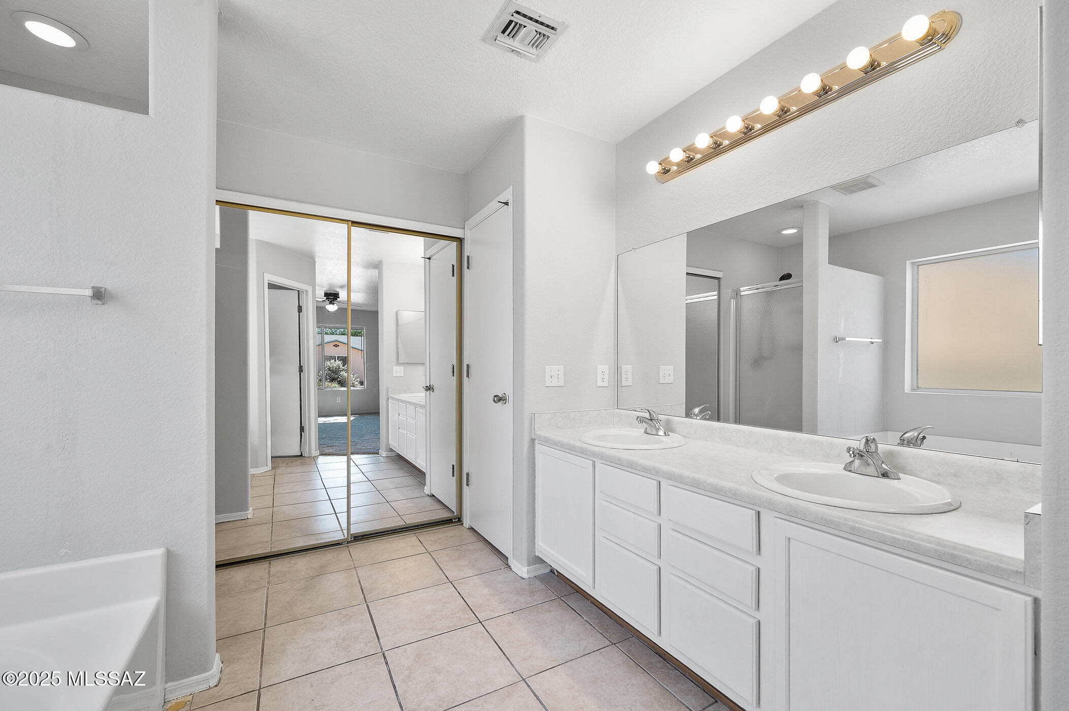 10235 E Rainbow Meadow Drive