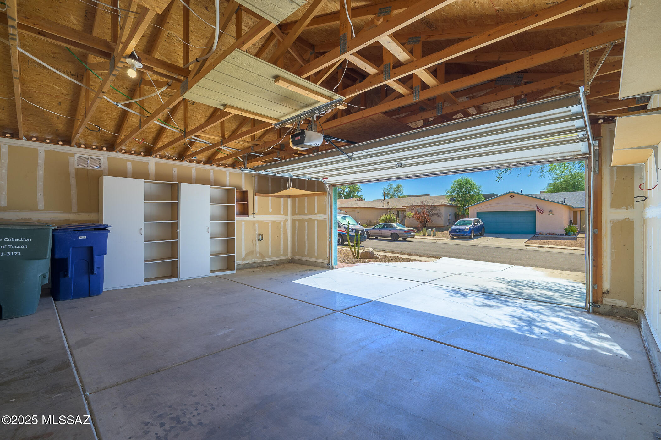 10235 E Rainbow Meadow Drive