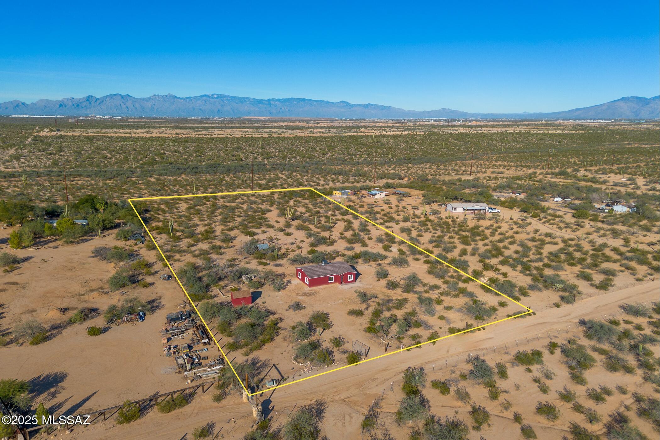 3915 E Singing Cactus Lane