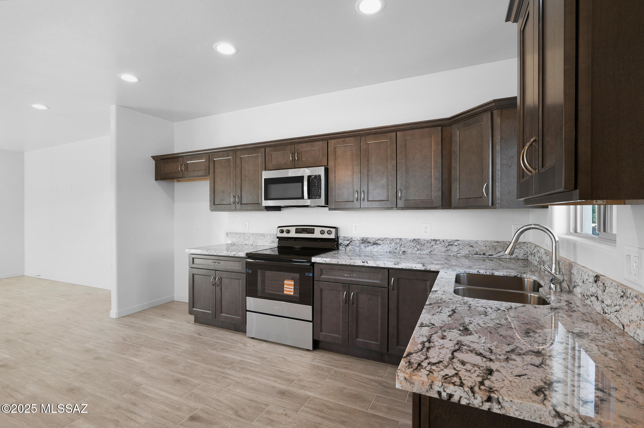 3915 E Singing Cactus Lane