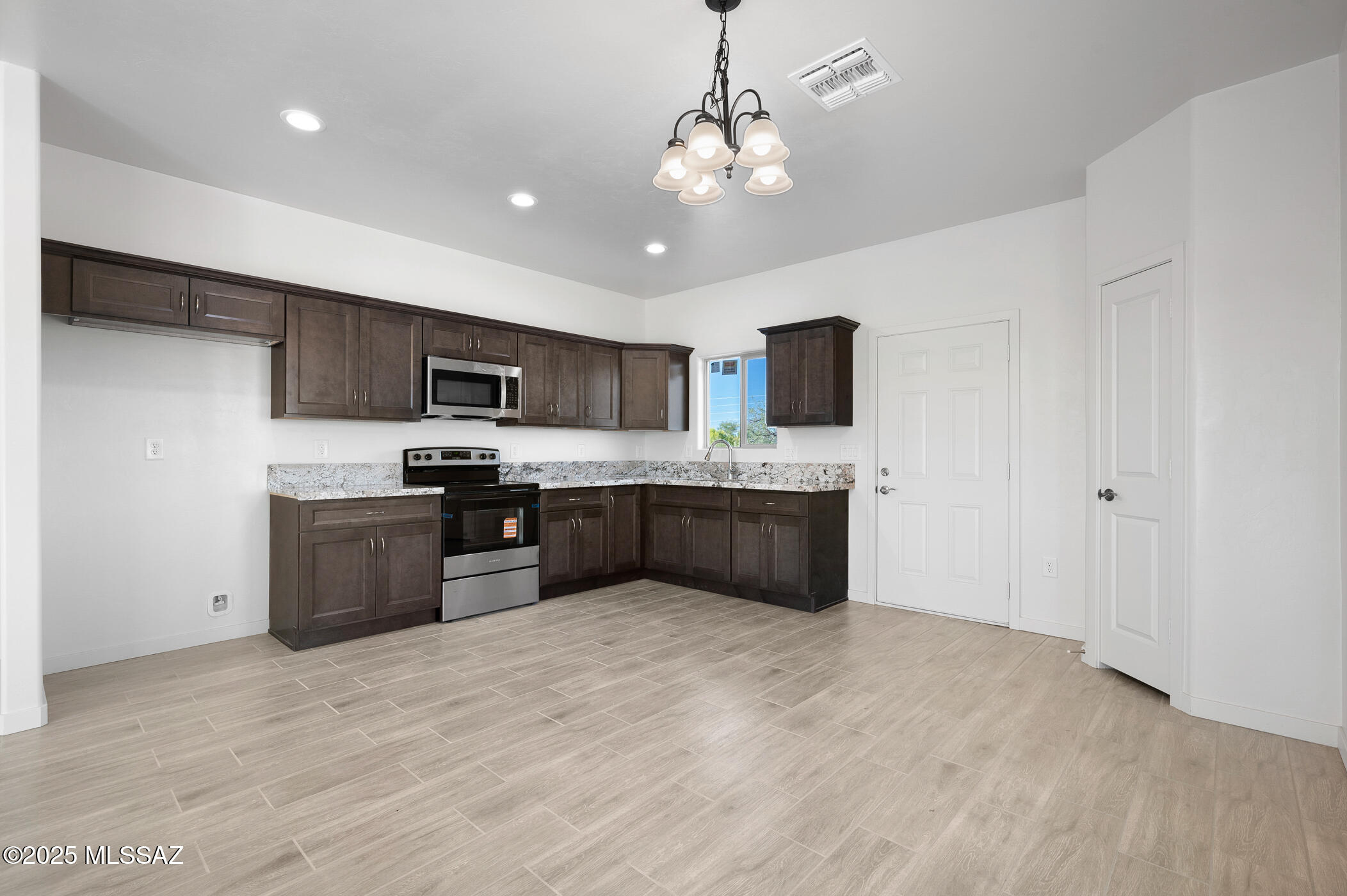 3915 E Singing Cactus Lane