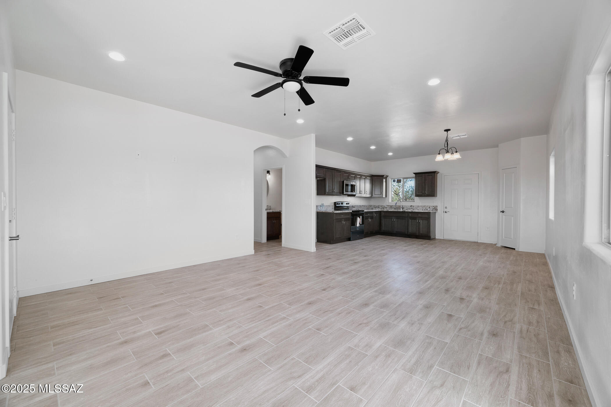 3915 E Singing Cactus Lane