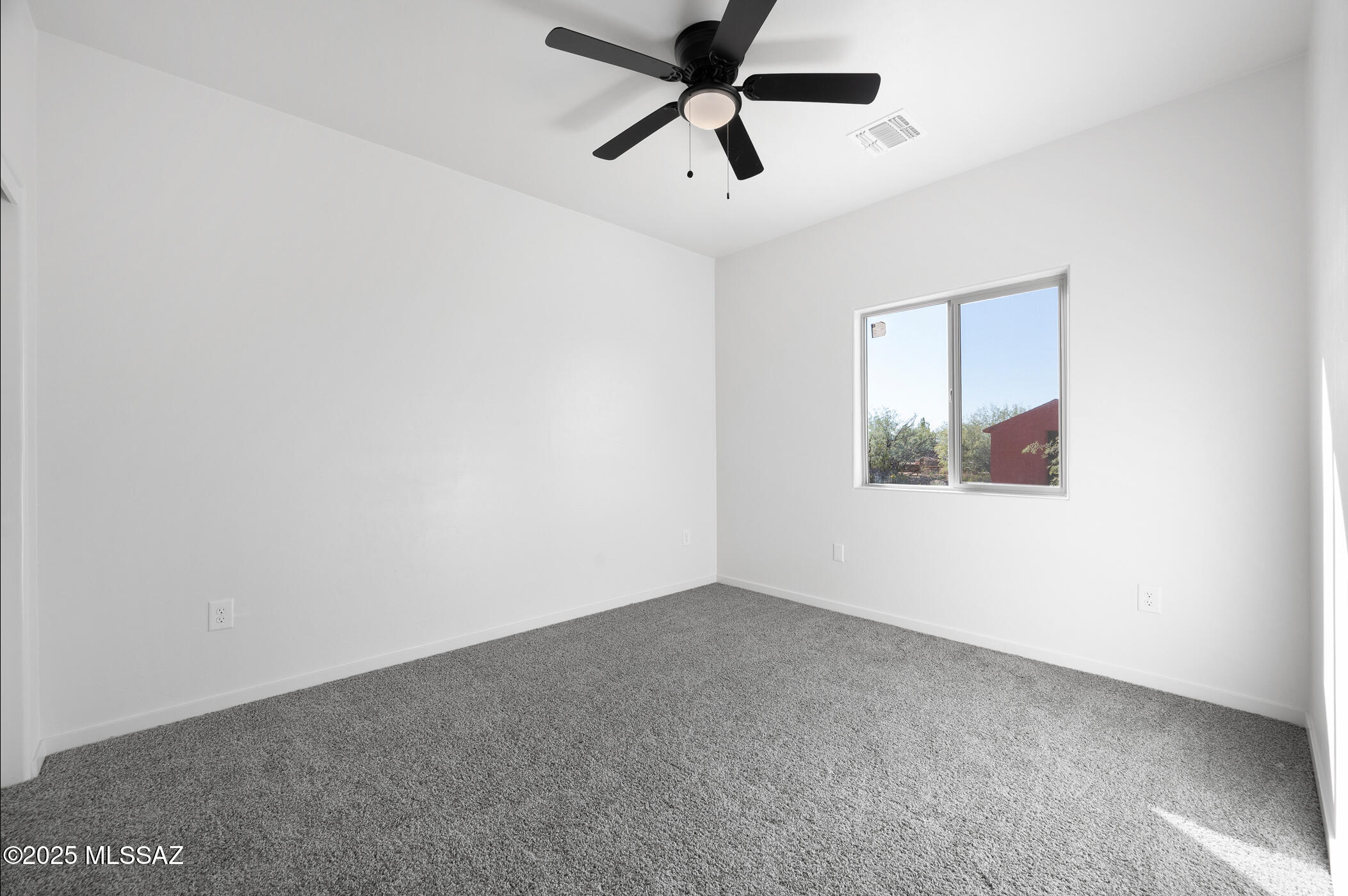 3915 E Singing Cactus Lane