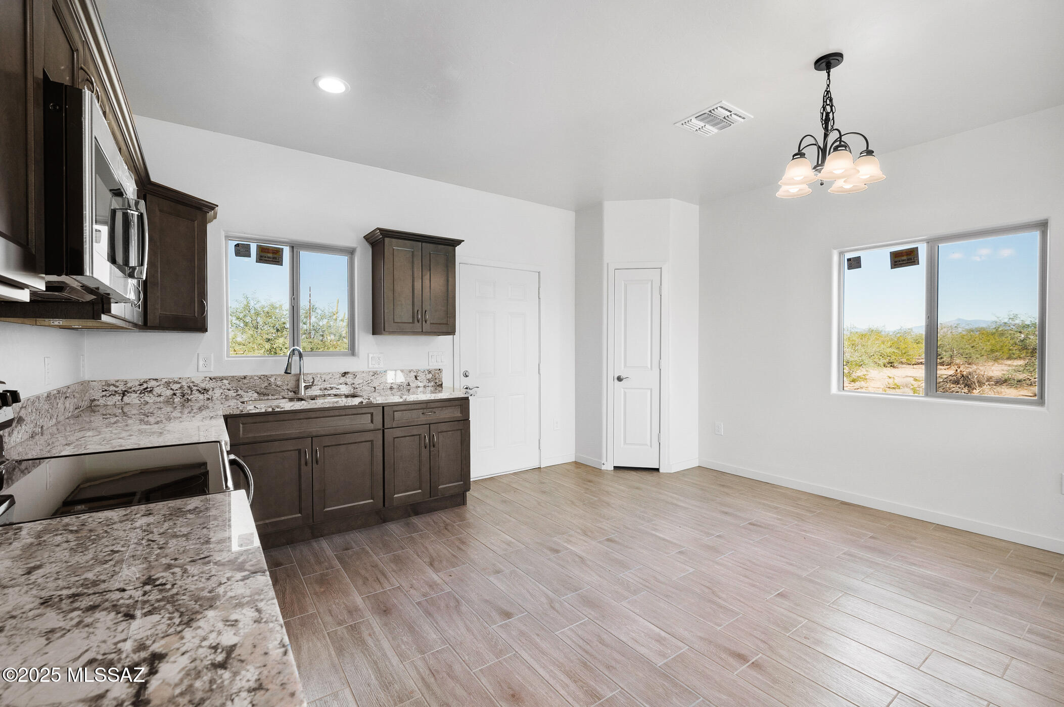 3915 E Singing Cactus Lane