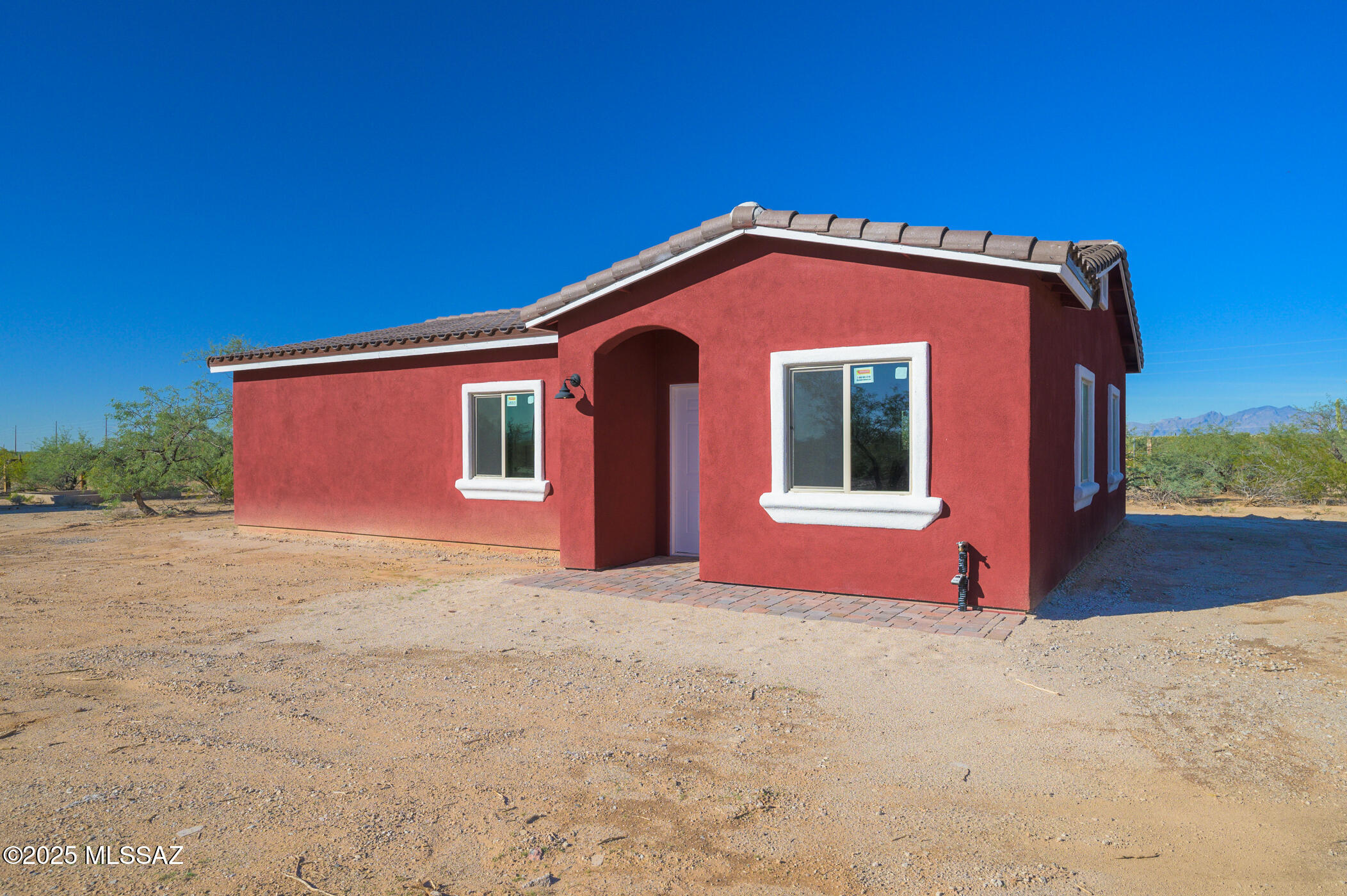 3915 E Singing Cactus Lane