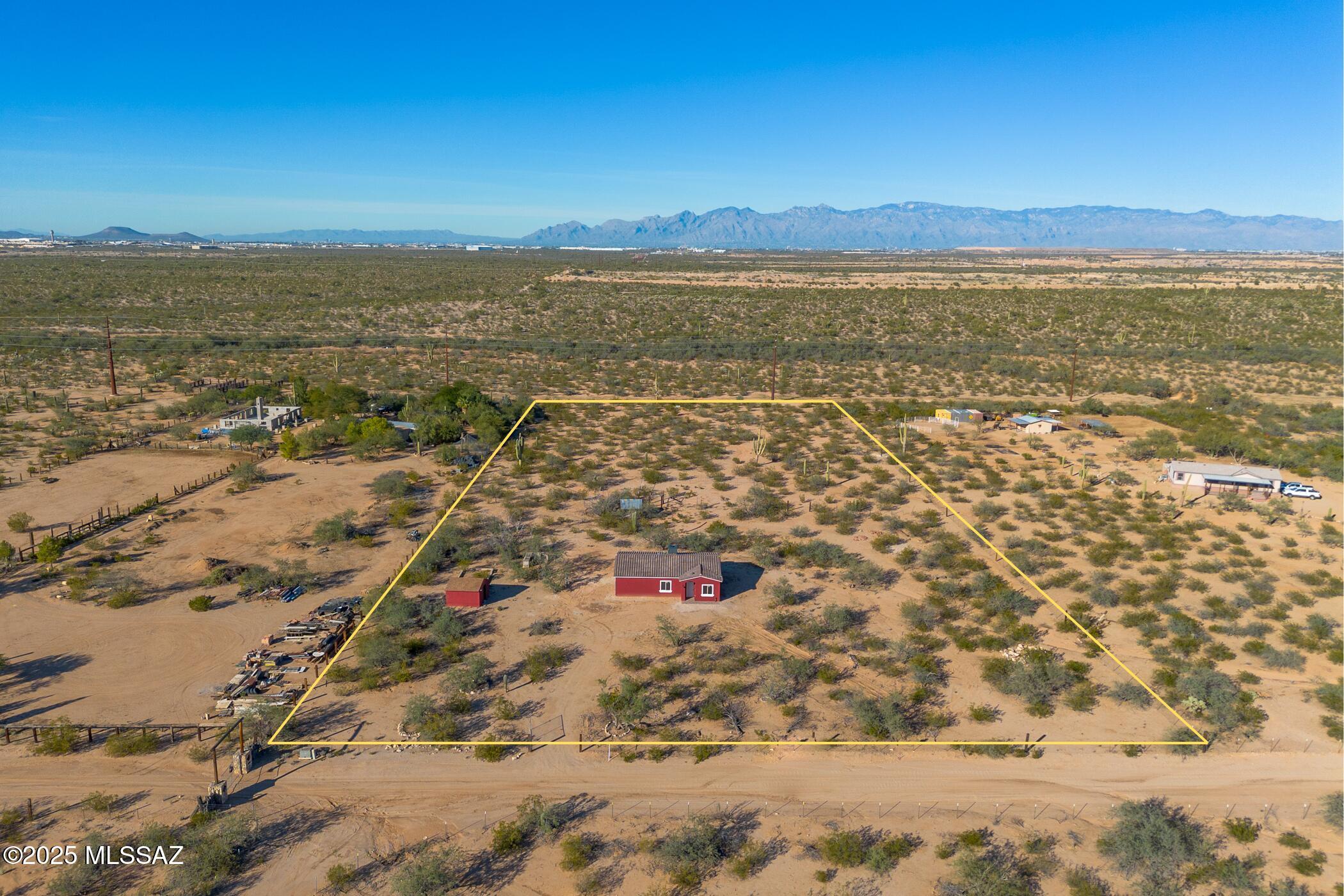 3915 E Singing Cactus Lane