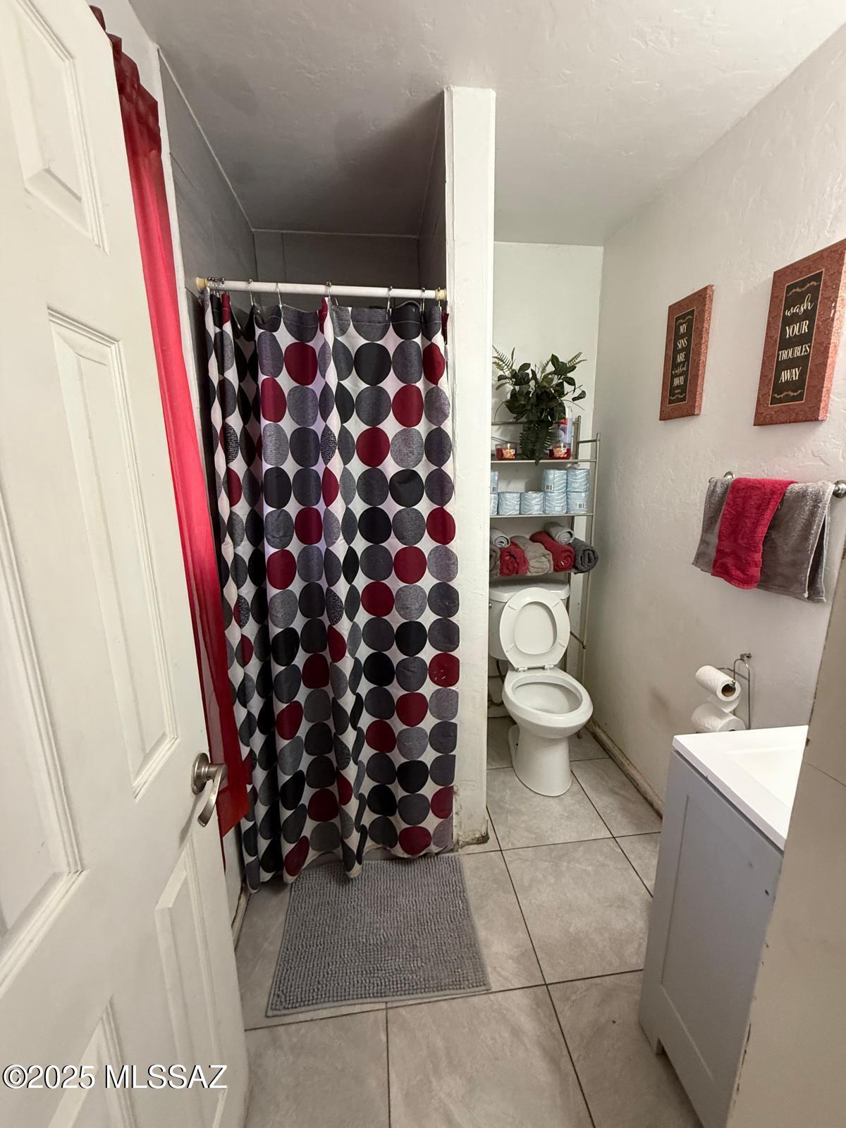 6838 S Nogales Highway