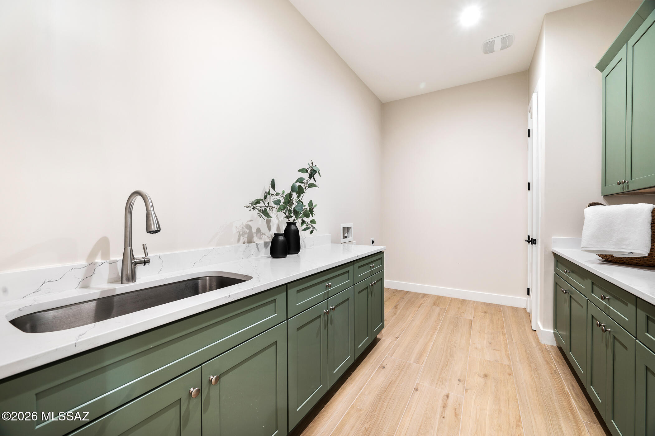 4357 W Placita Tres Rocas