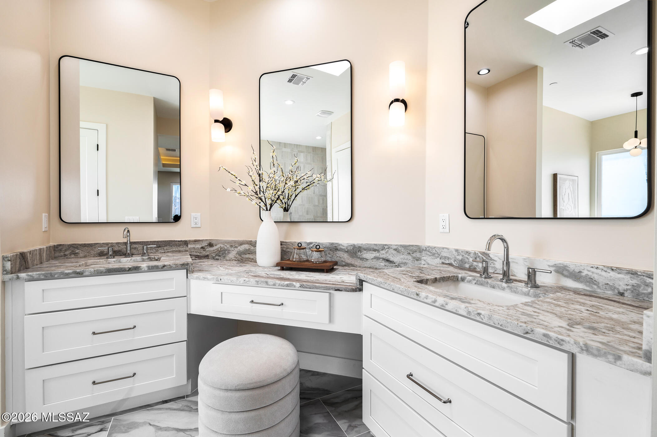 4357 W Placita Tres Rocas