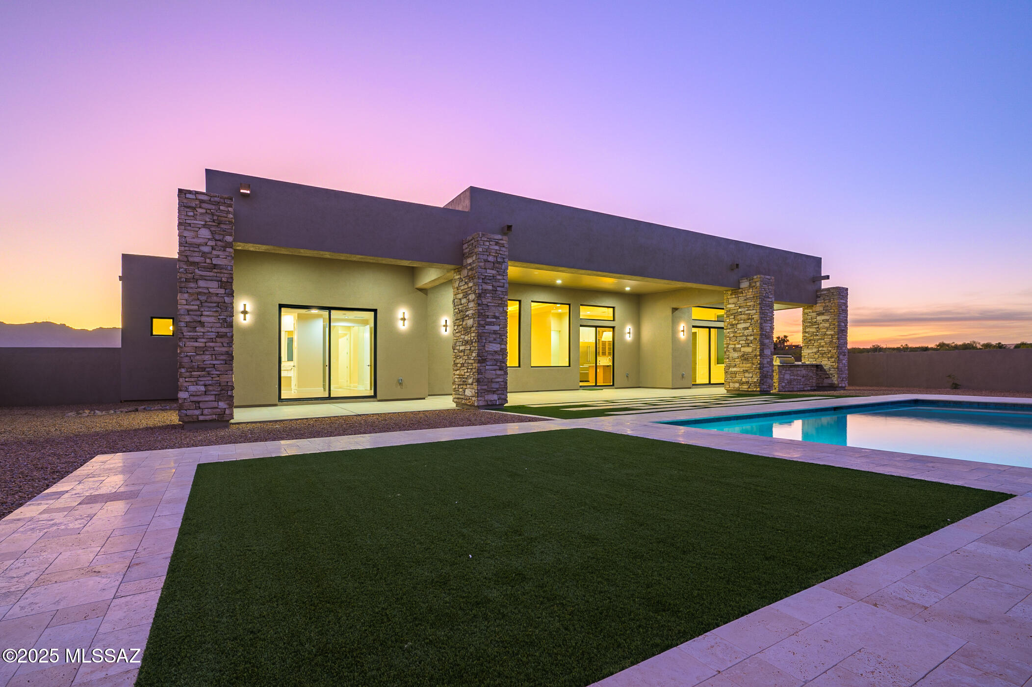 4357 W Placita Tres Rocas