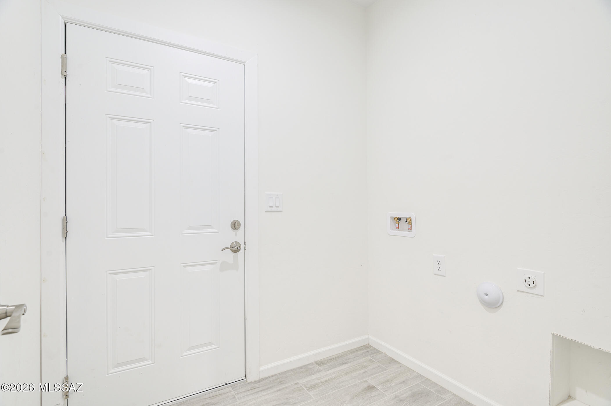 229 S Atlanta Street