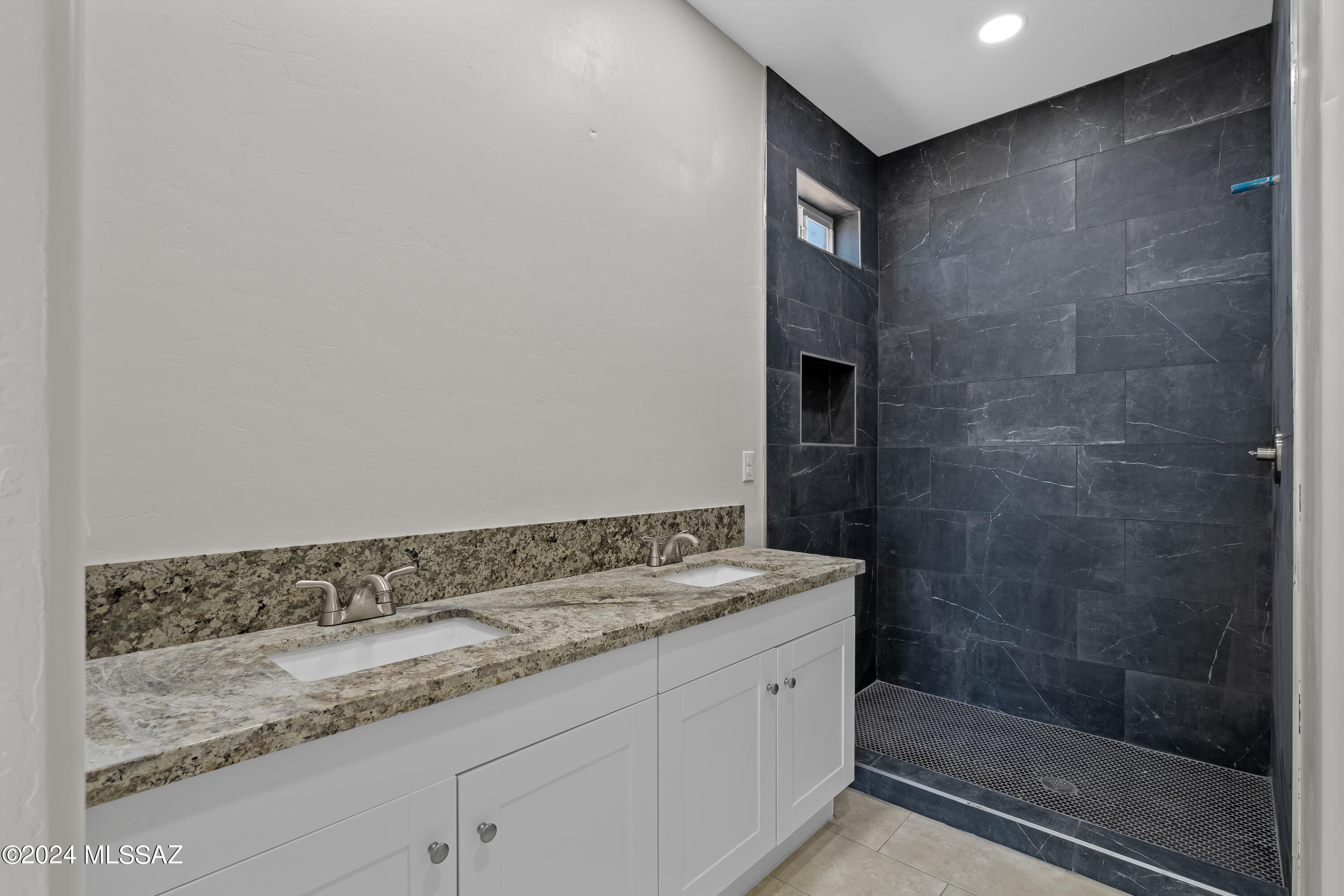 155 S Montgomery Avenue