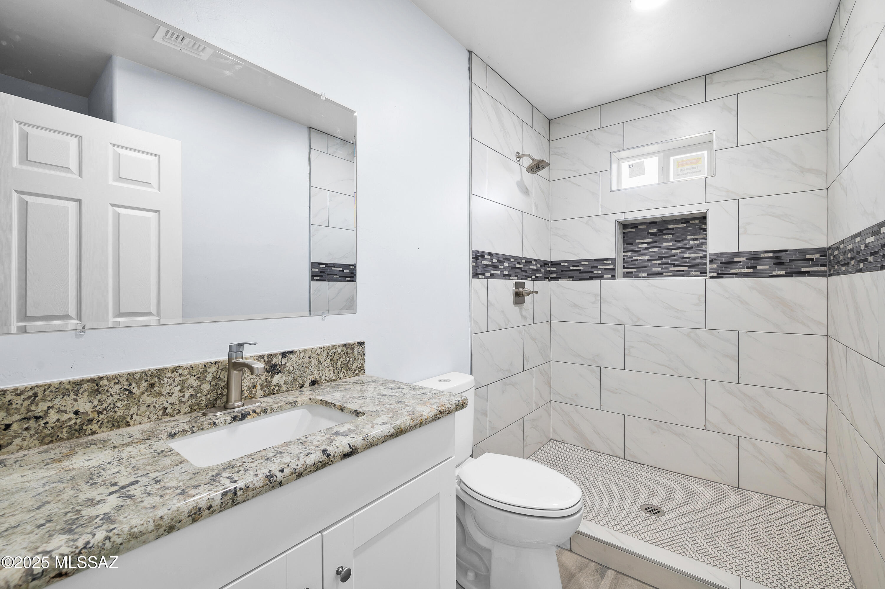 124 S Richmond Drive