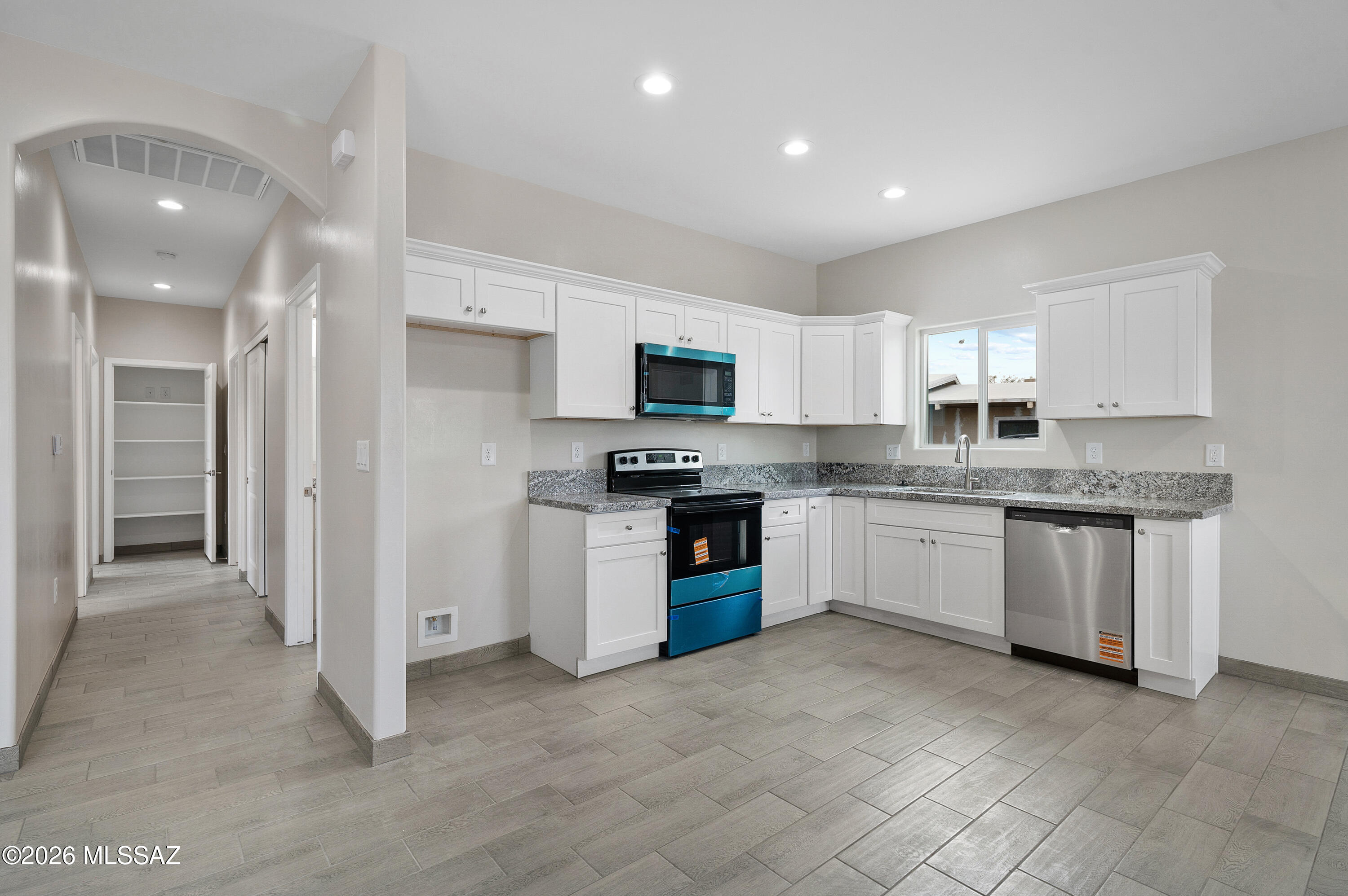 1605 N Yavapai Street