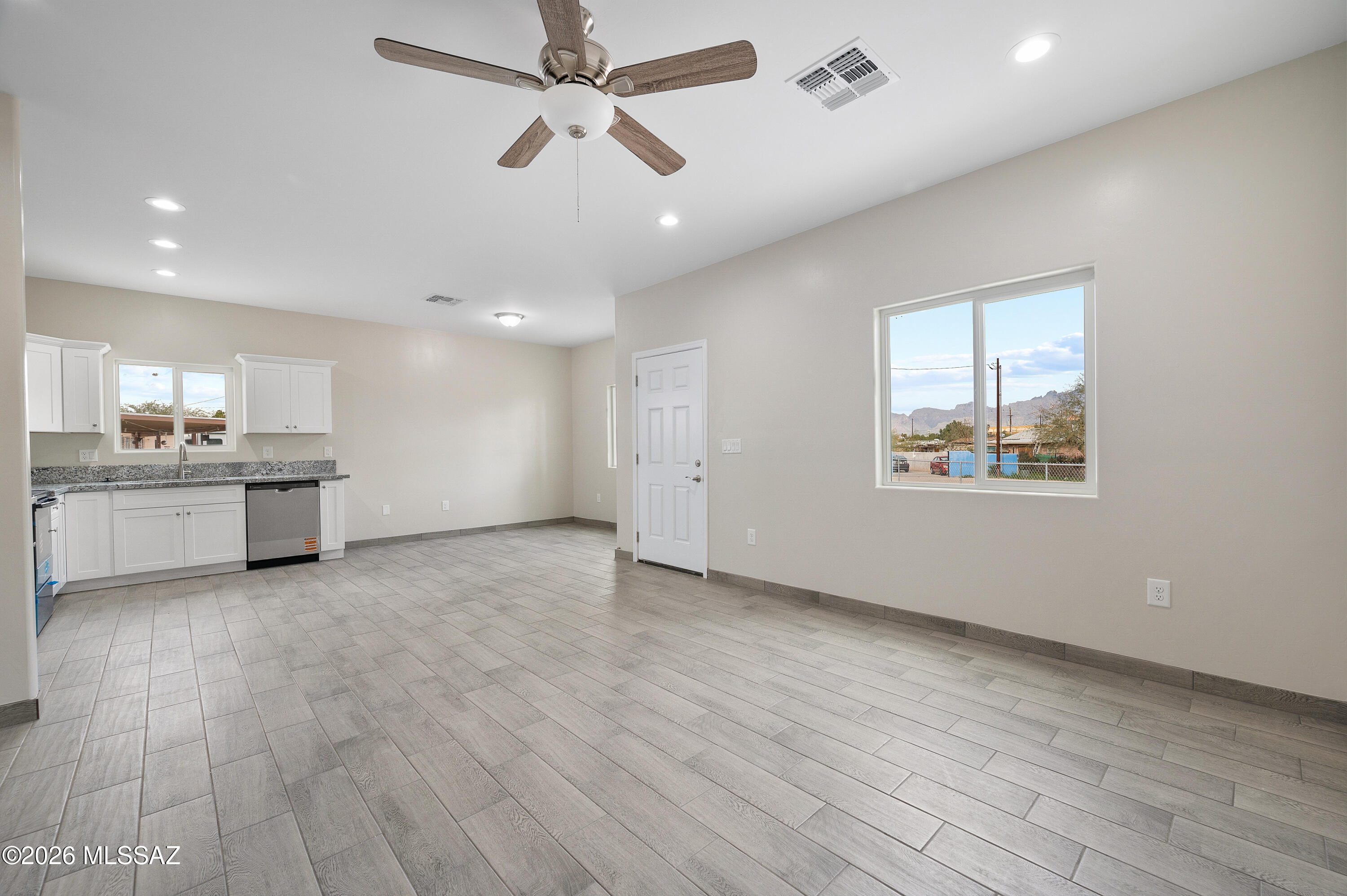 1605 N Yavapai Street