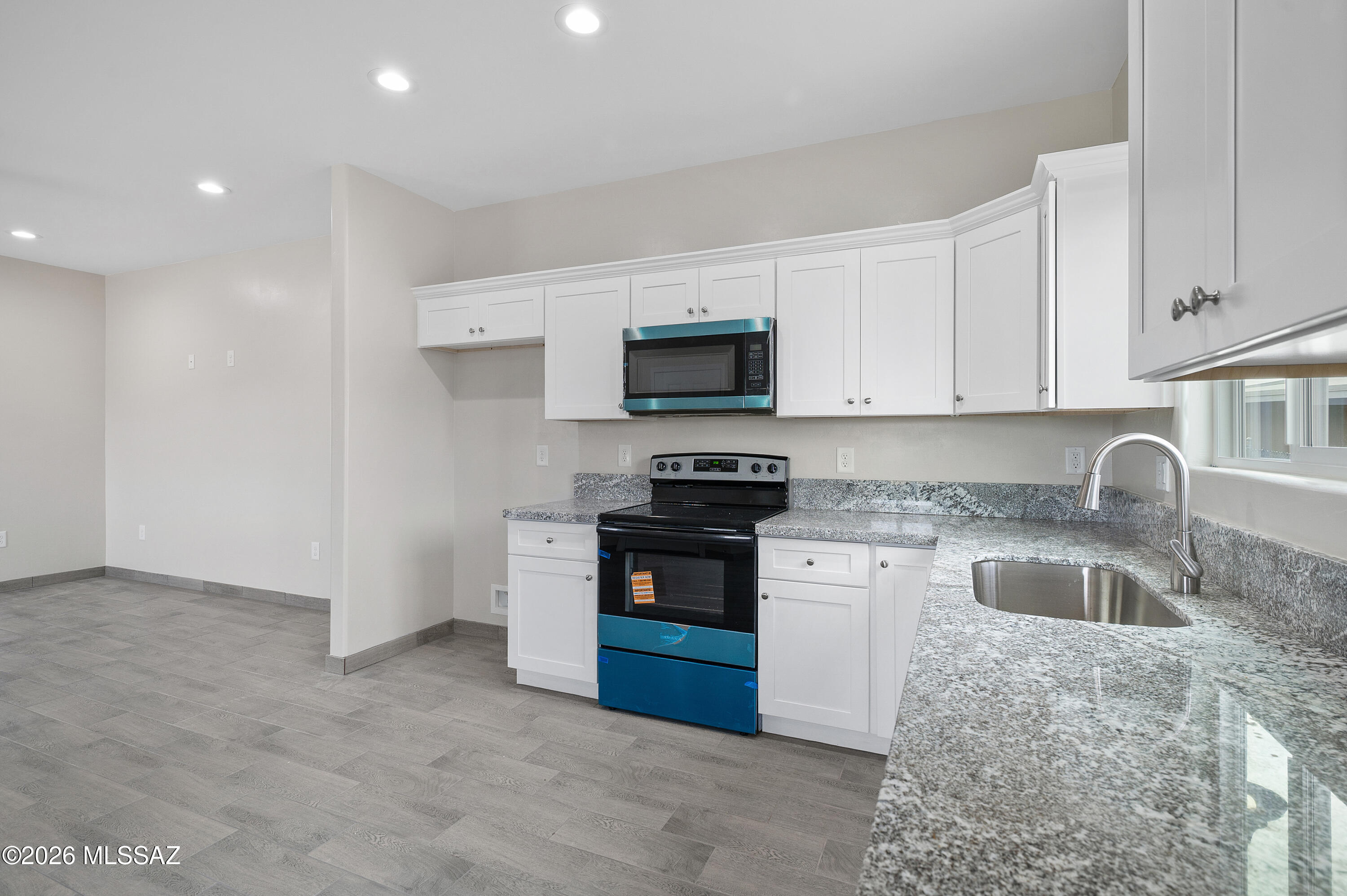 1605 N Yavapai Street