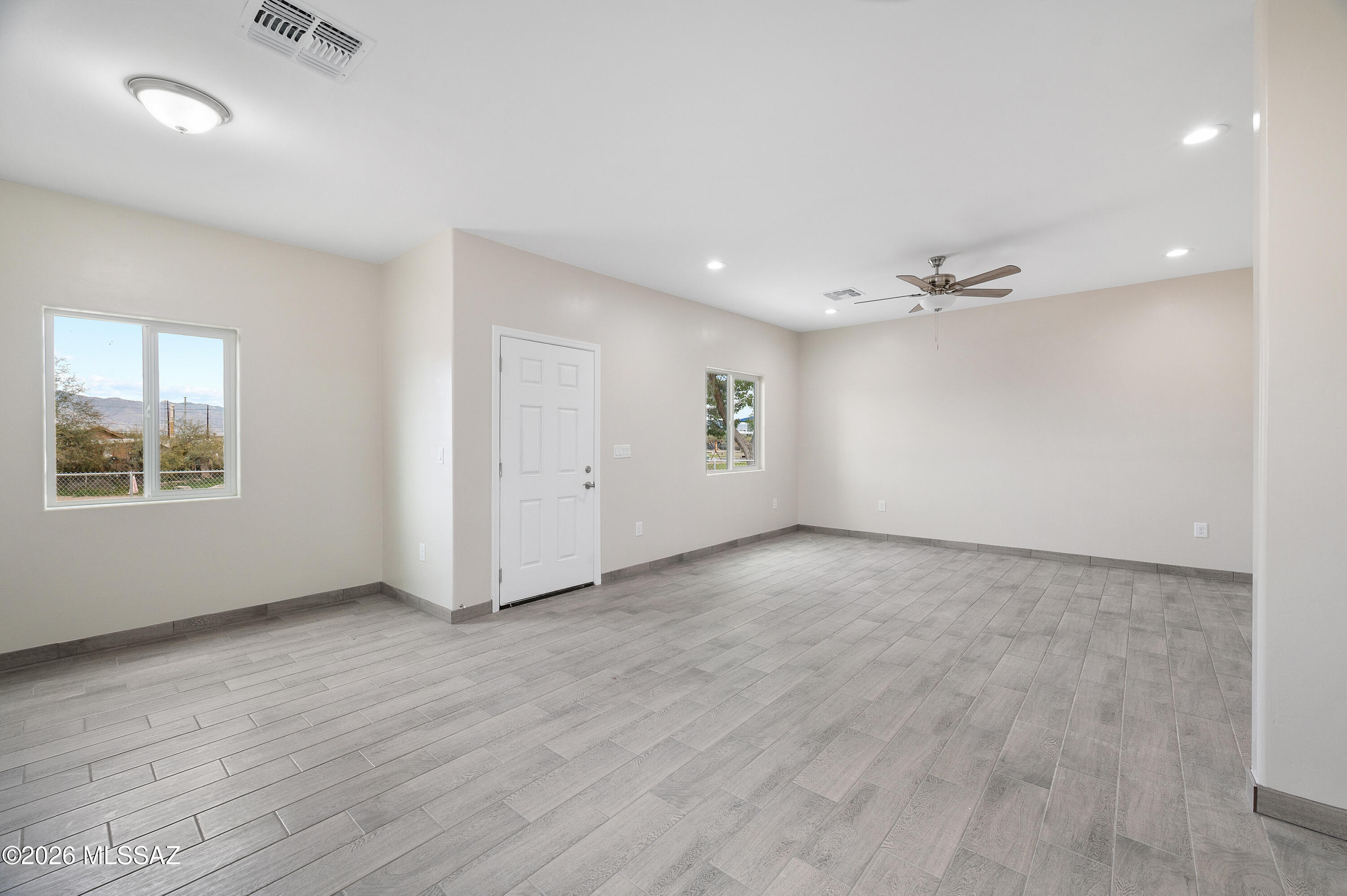 1605 N Yavapai Street