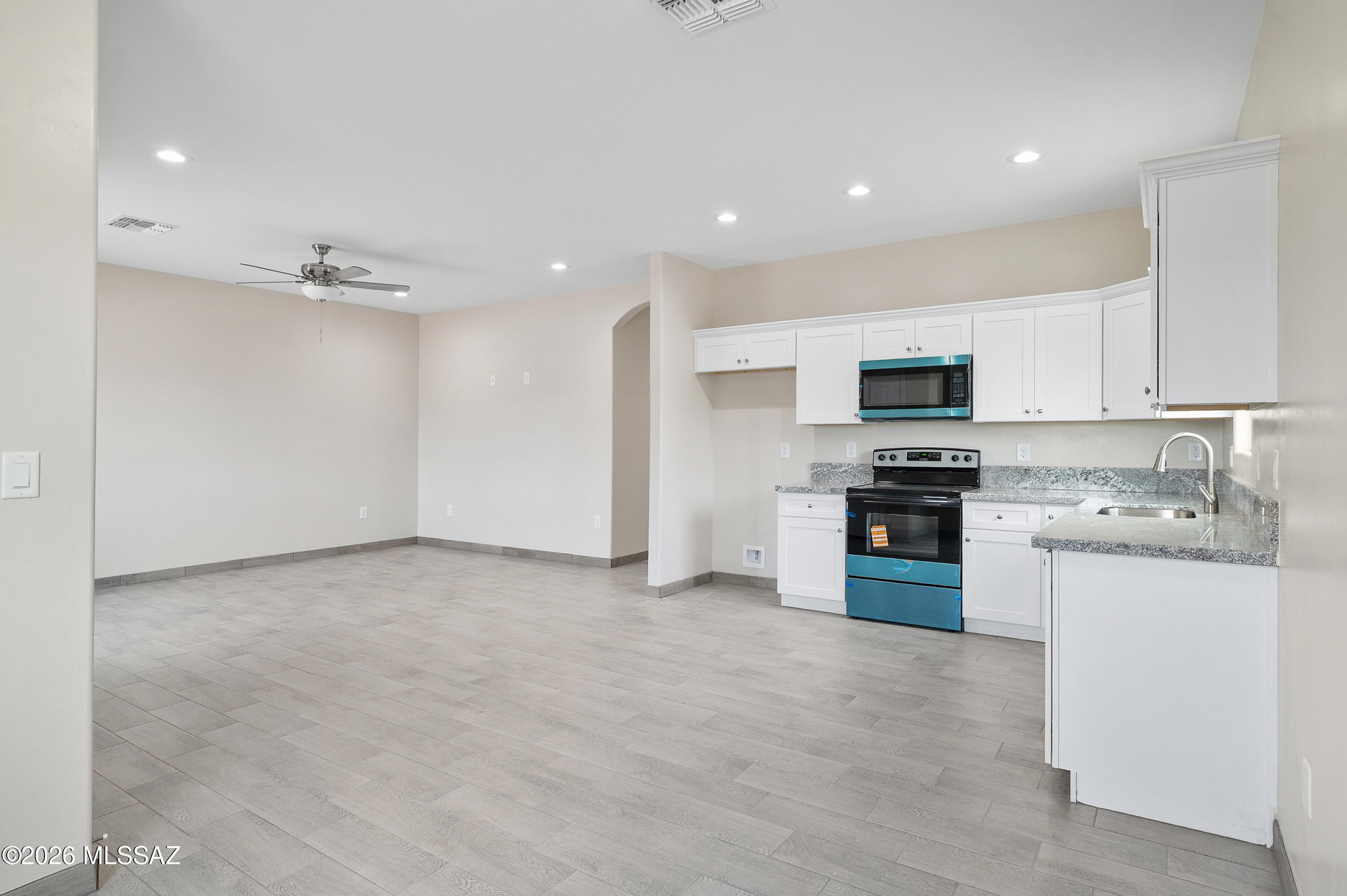 1605 N Yavapai Street