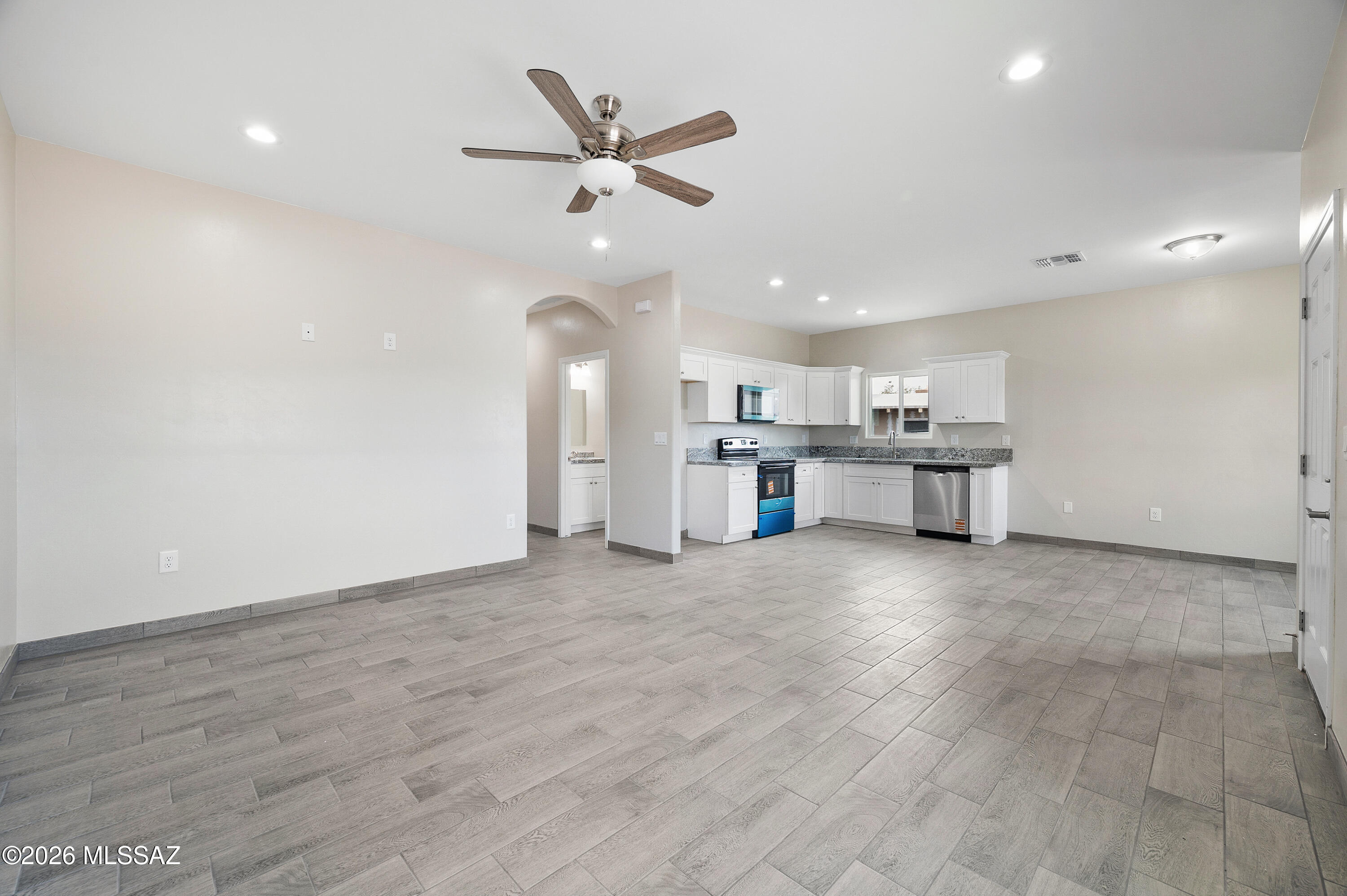 1605 N Yavapai Street