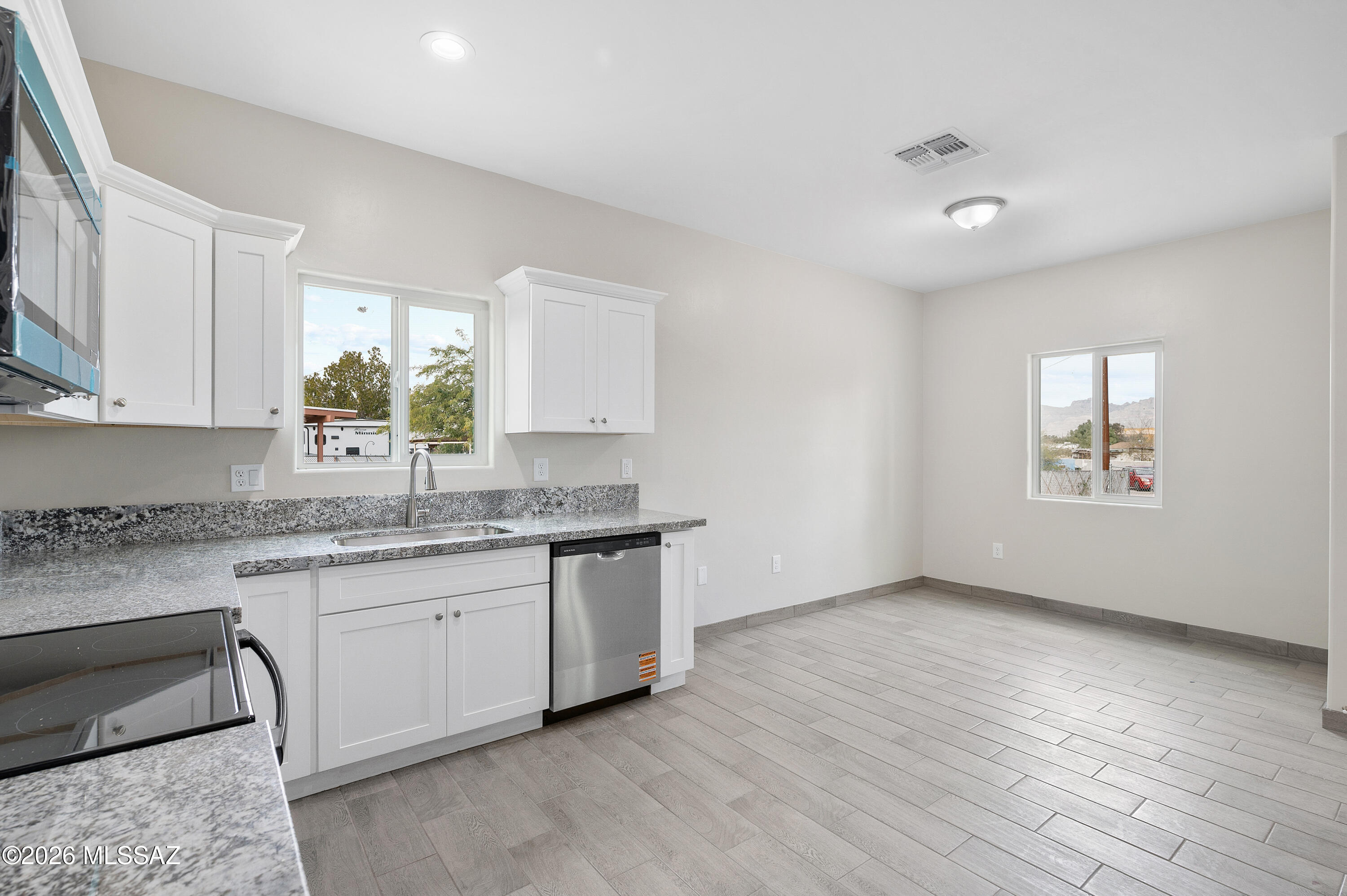 1605 N Yavapai Street