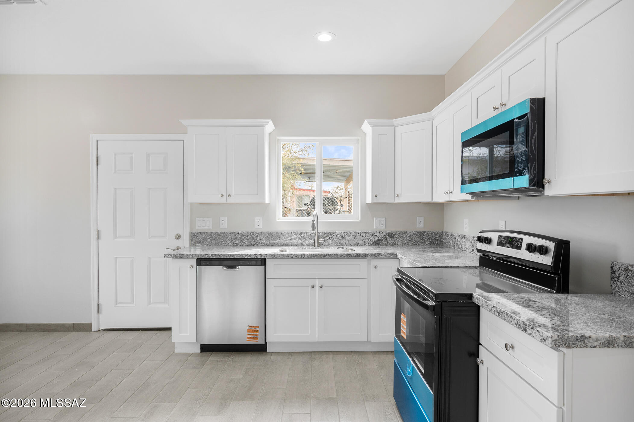 1595 N Yavapai Street