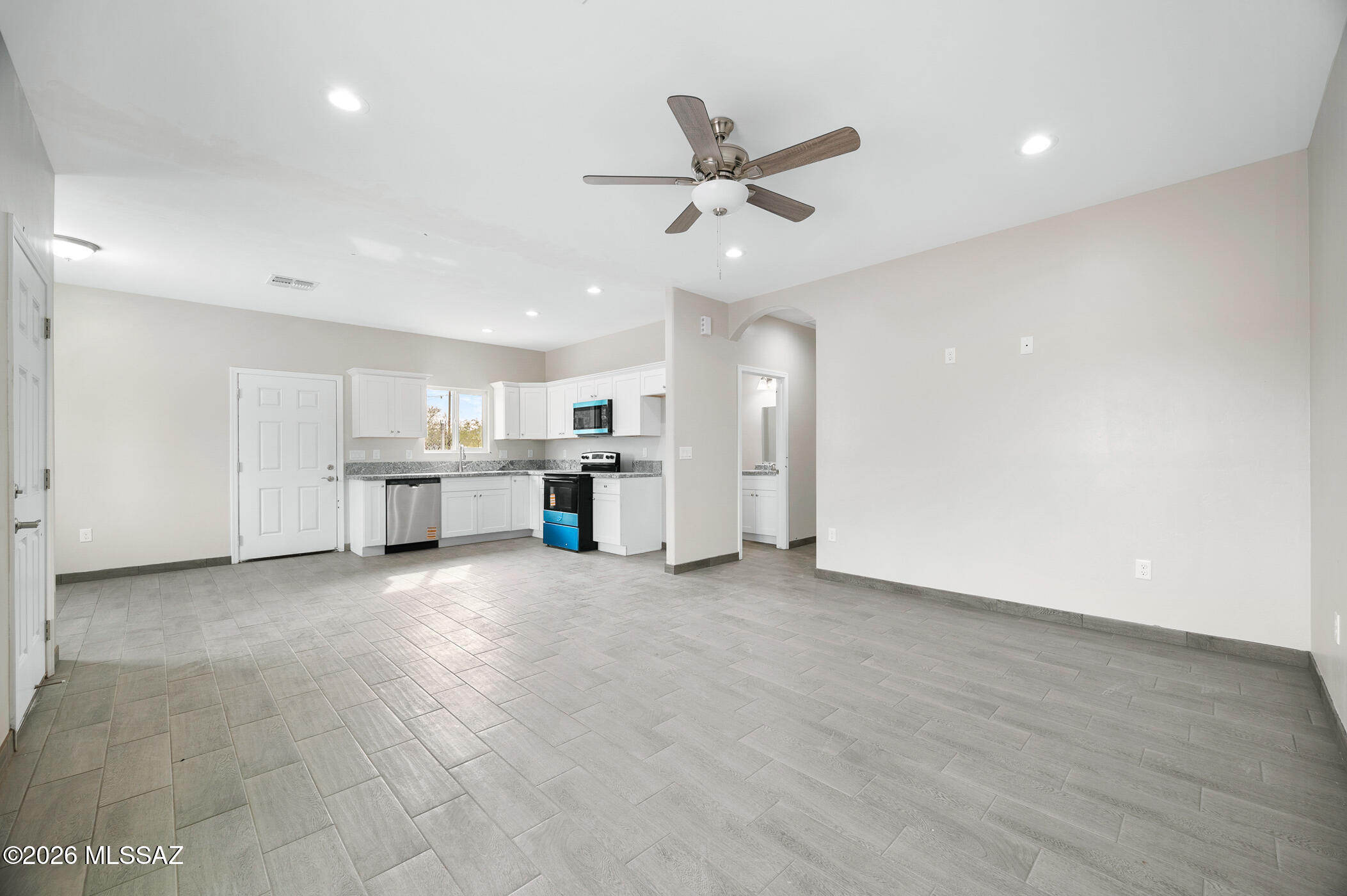 1585 N Yavapai Street