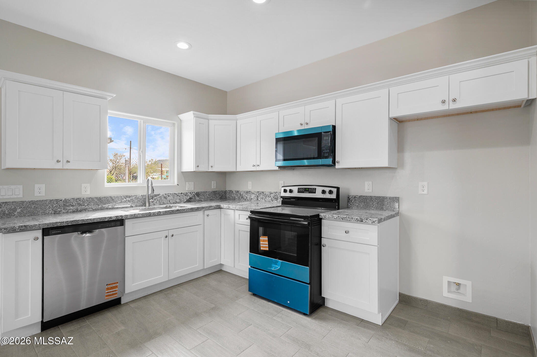 1585 N Yavapai Street