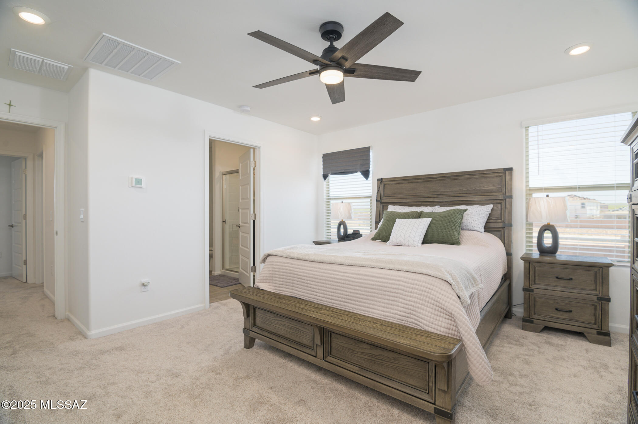 7121 W Vineridge Drive