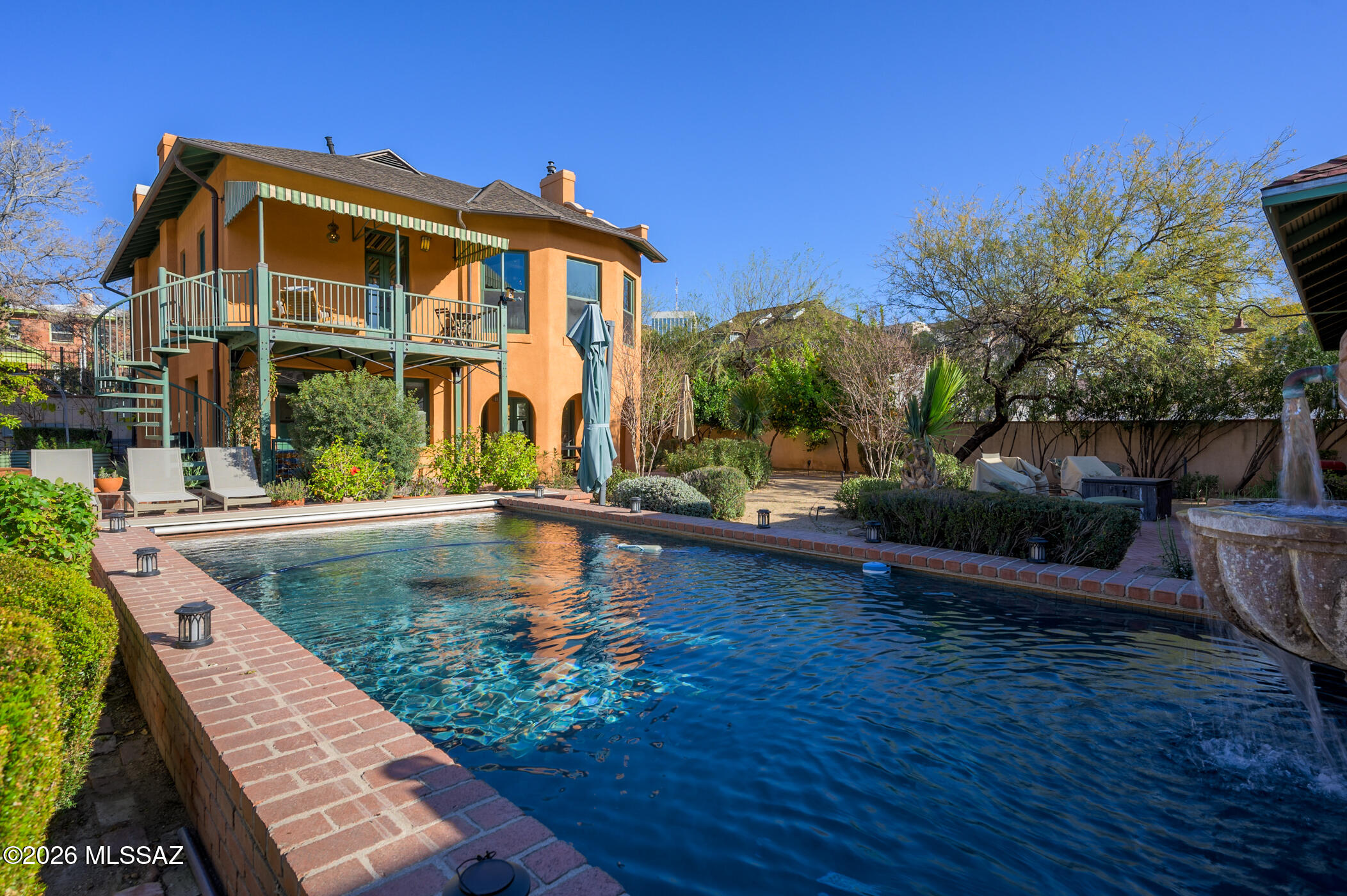 252 N Main Avenue 1&2