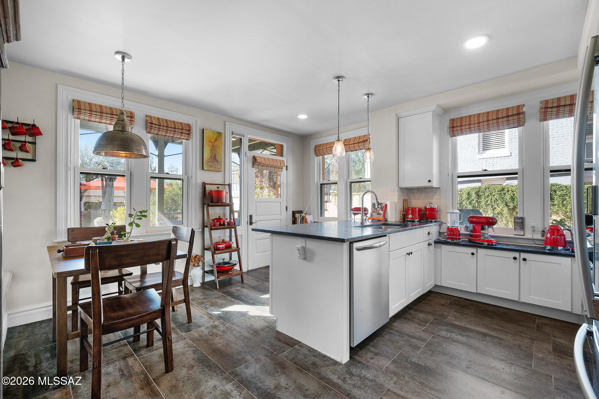 252 N Main Avenue 1&2