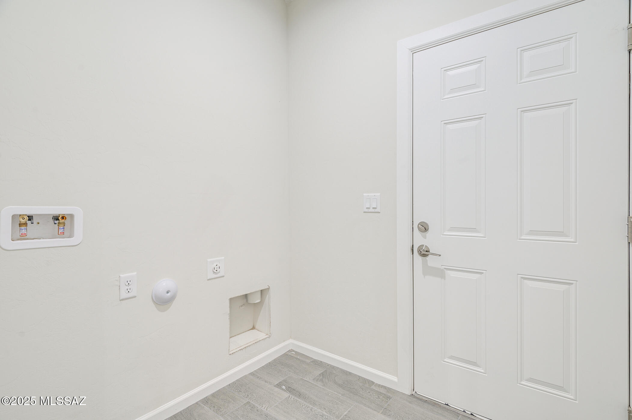 219 S Atlanta Street