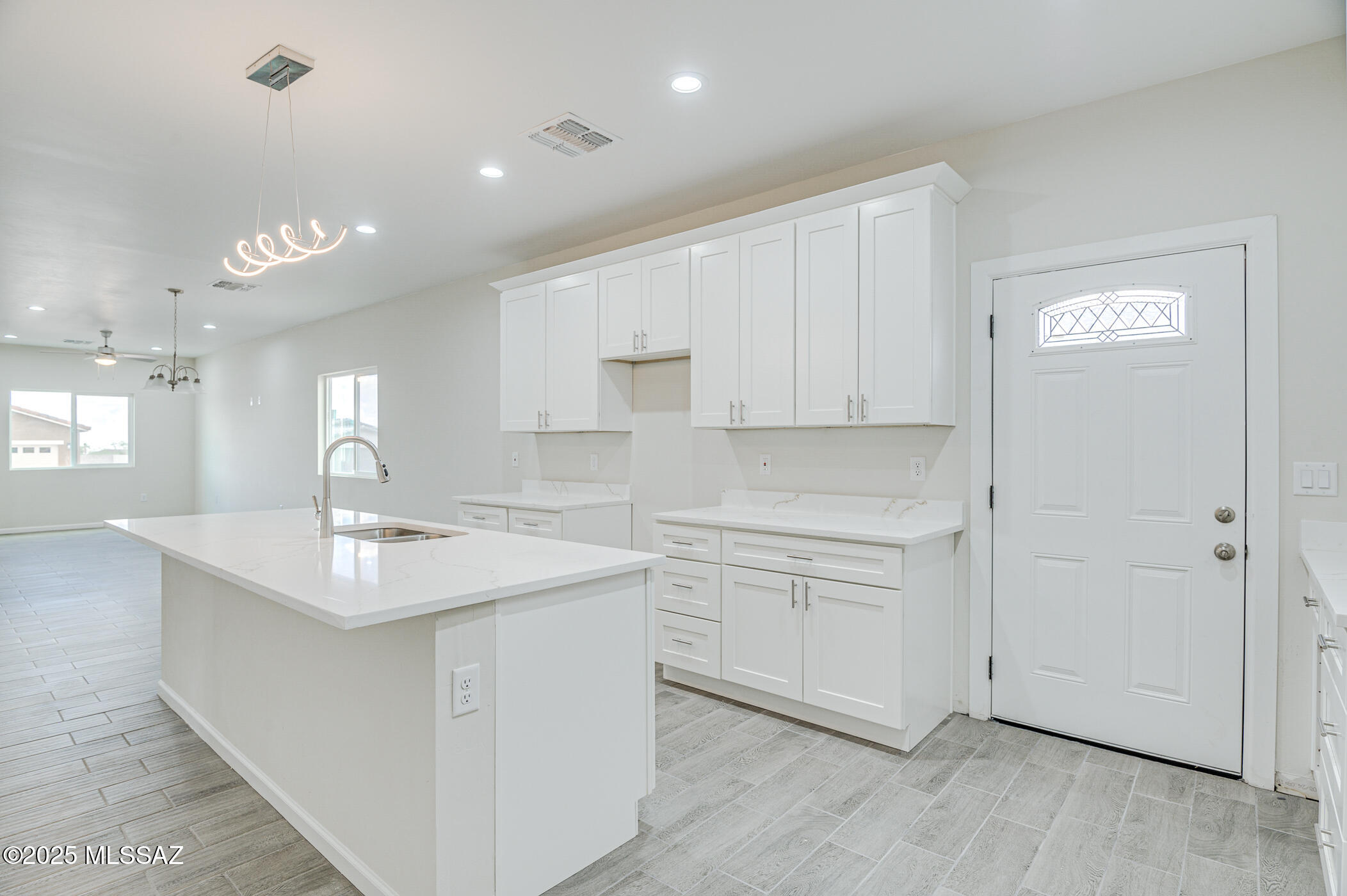 219 S Atlanta Street