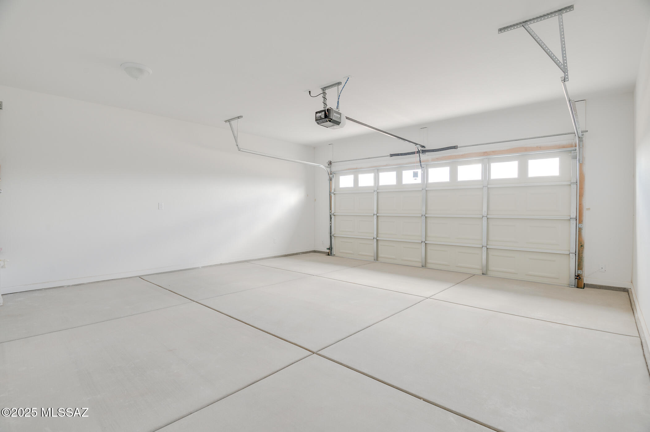 219 S Atlanta Street