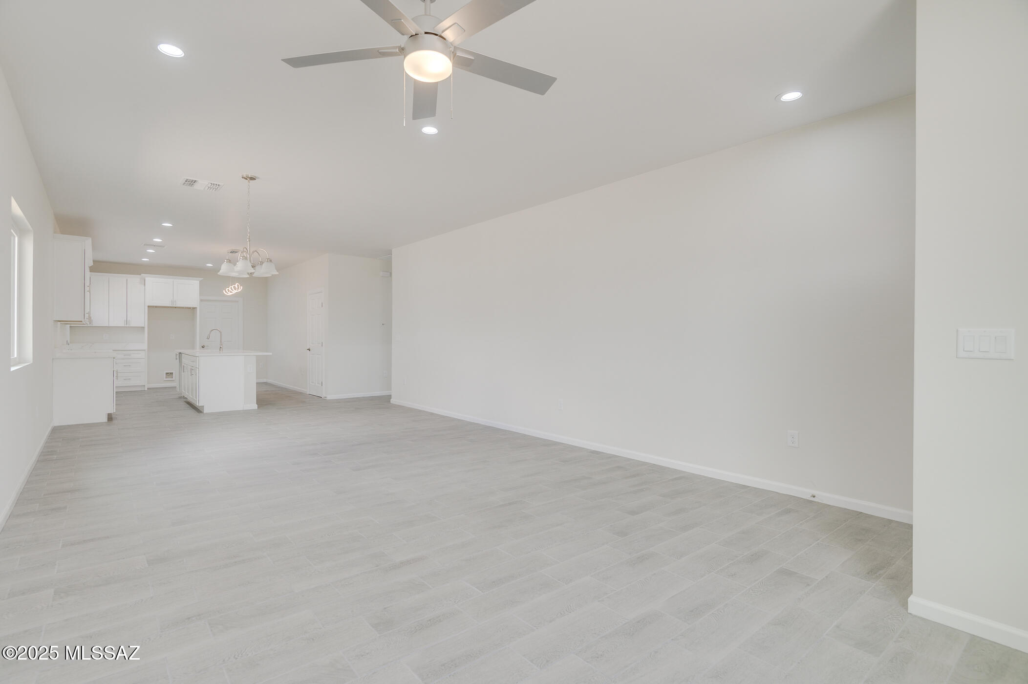 219 S Atlanta Street