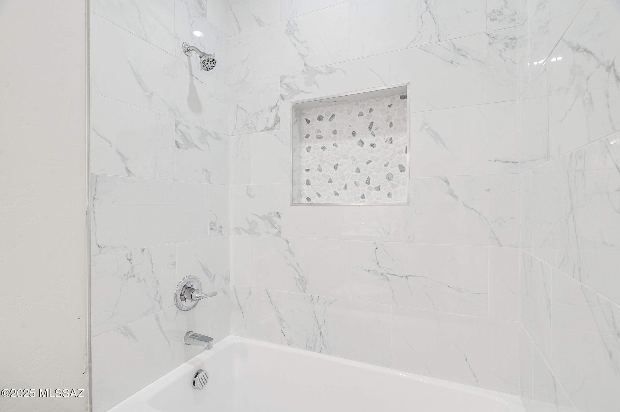 219 S Atlanta Street