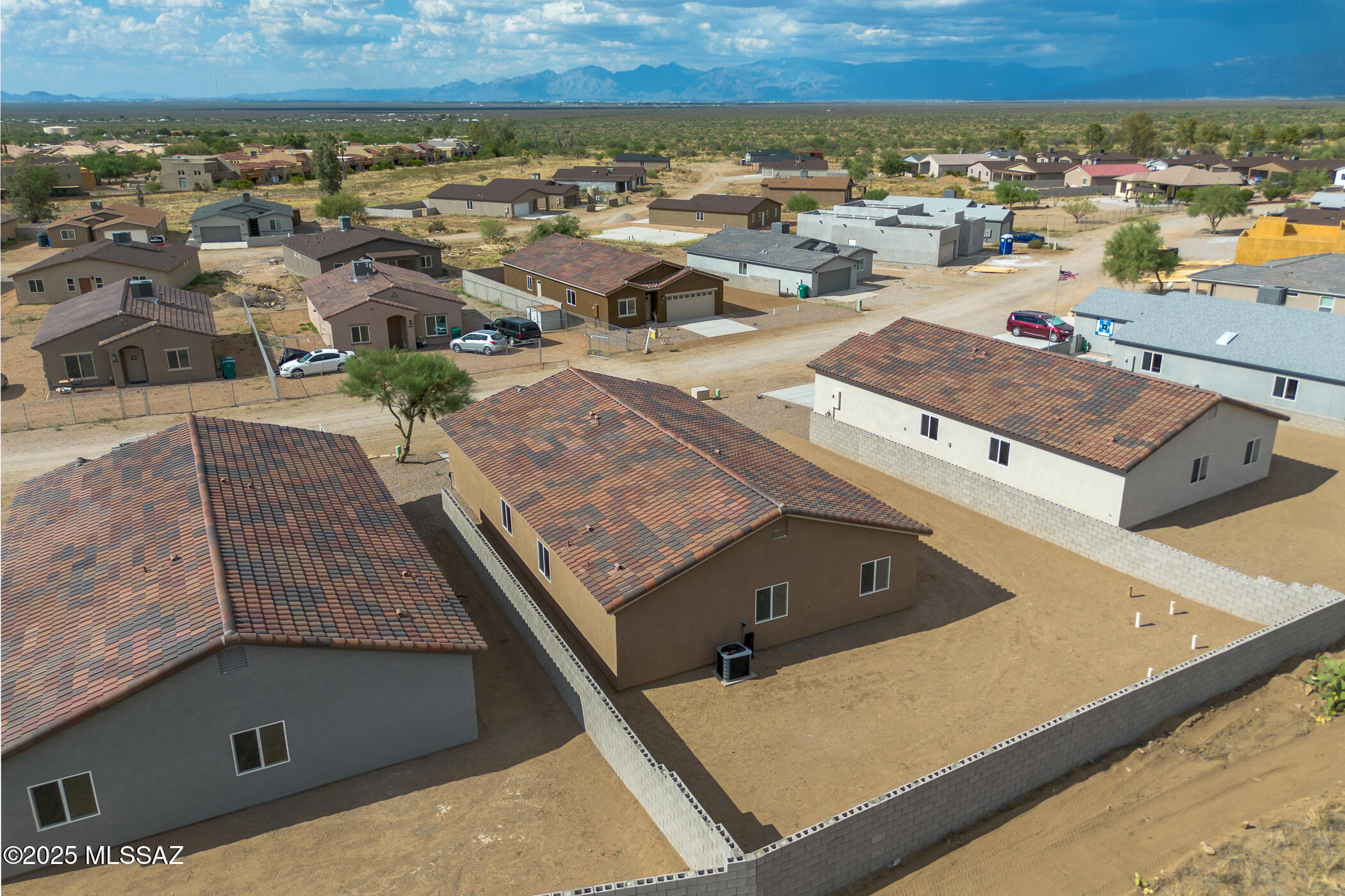 225 S Atlanta Street