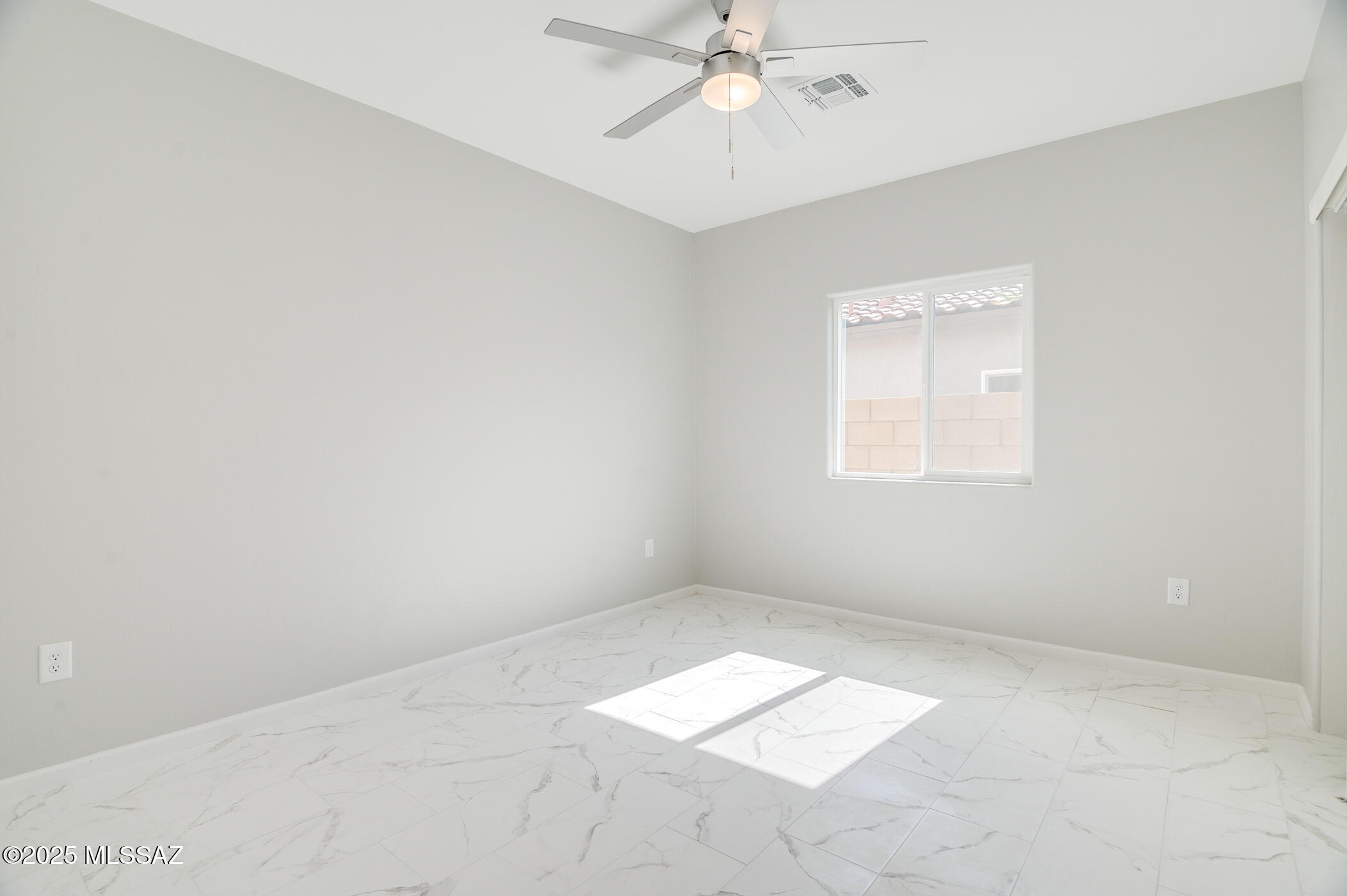 225 S Atlanta Street