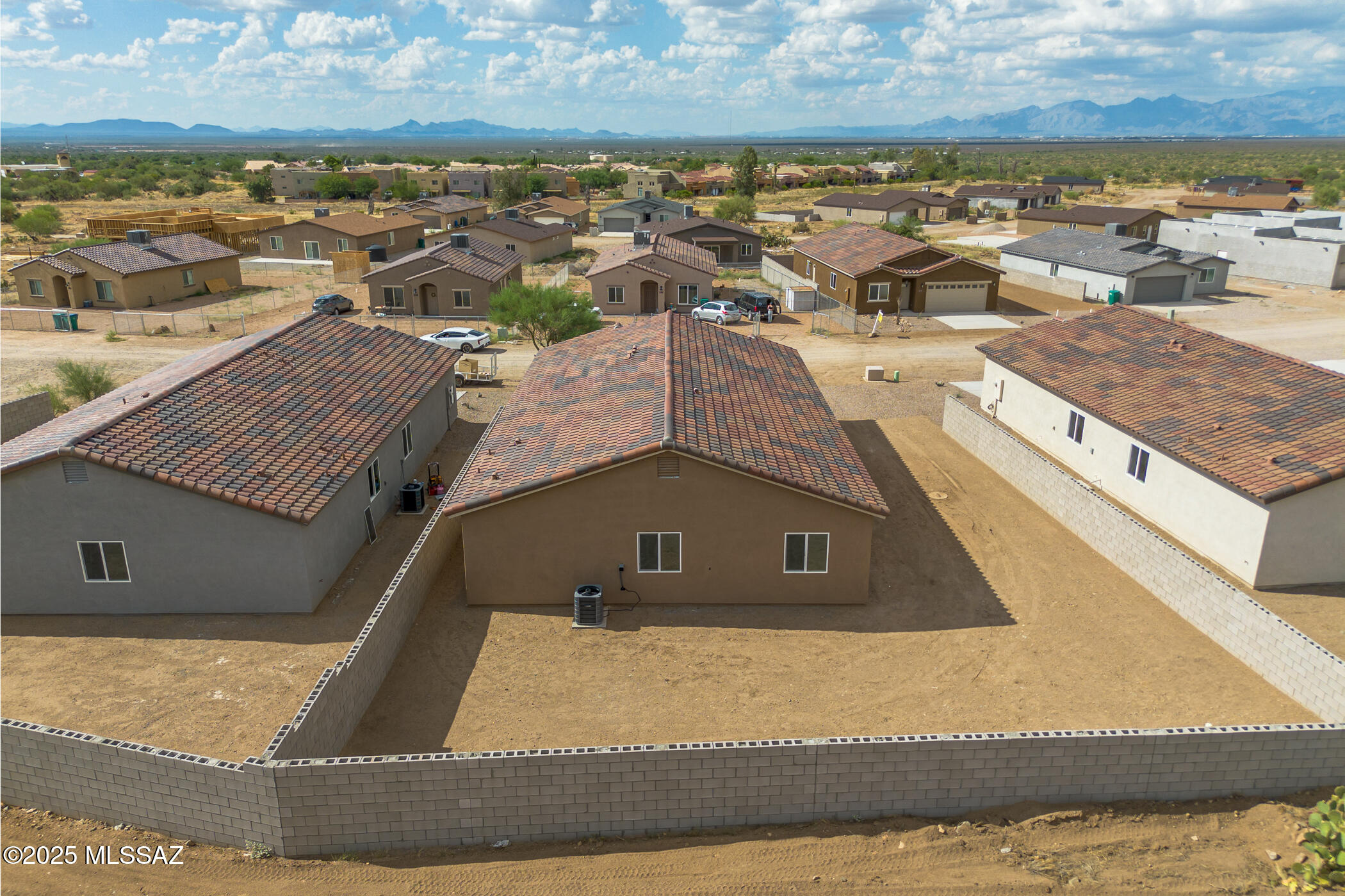 225 S Atlanta Street