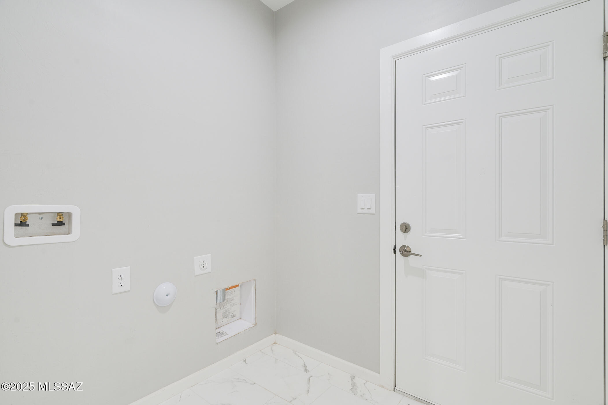 225 S Atlanta Street