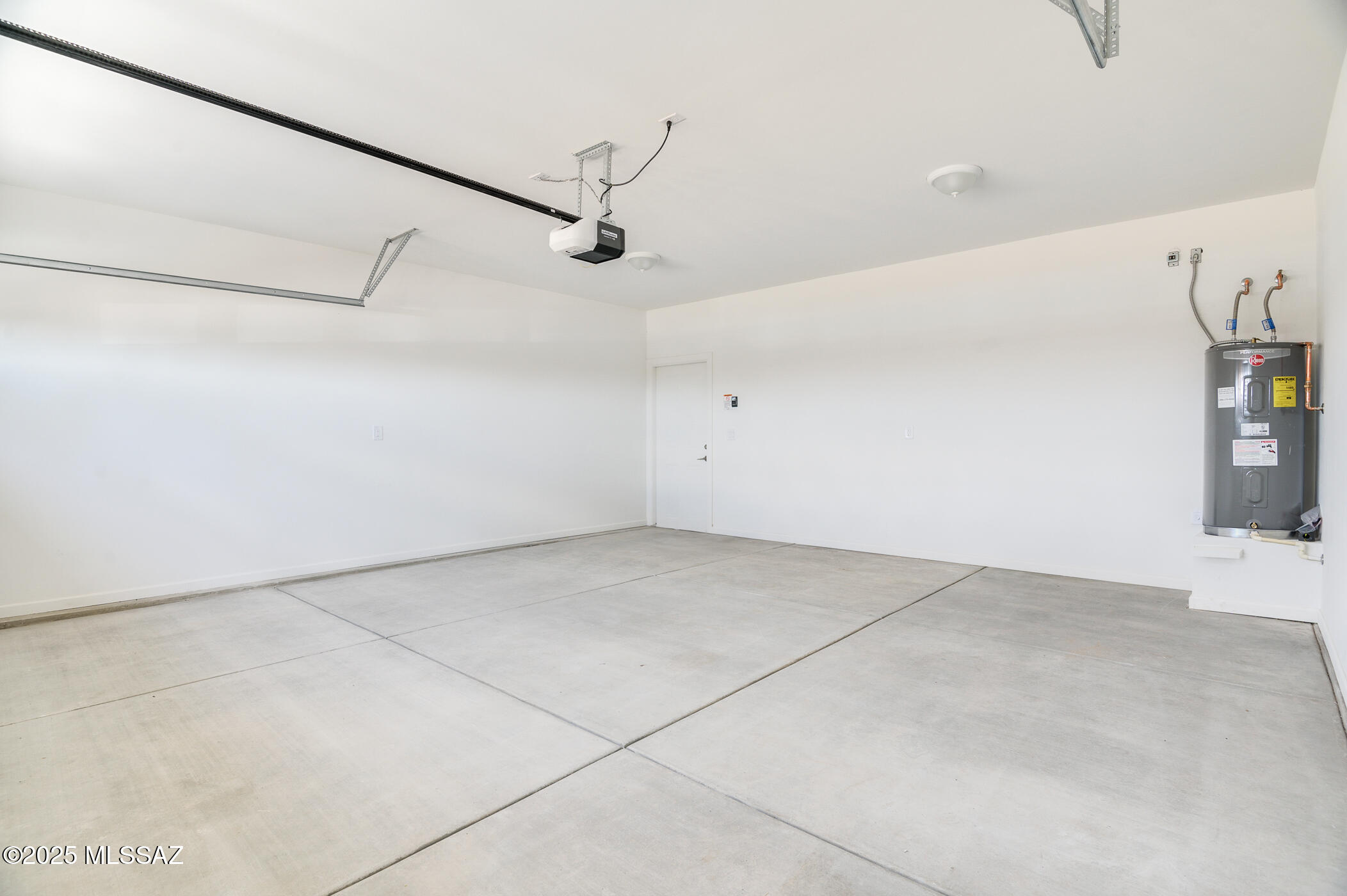 225 S Atlanta Street