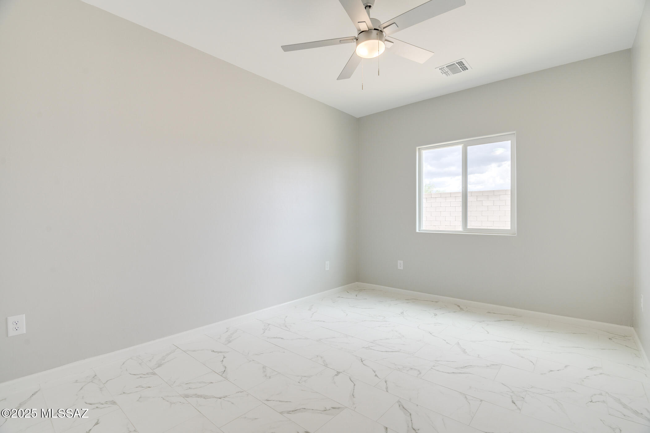 225 S Atlanta Street